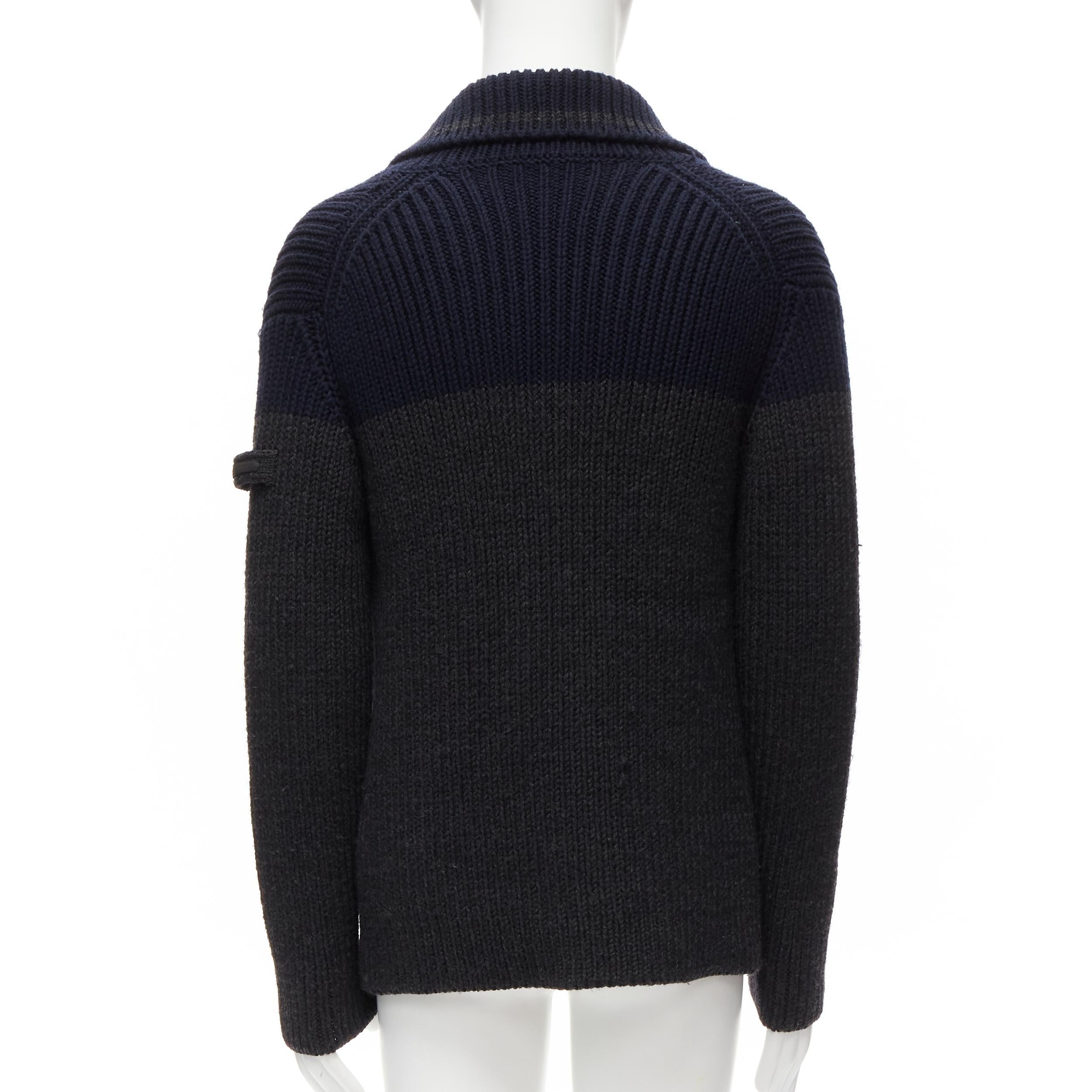 PRADA Manteau cardigani gris marine à col de marin en tricot côtelé 100 % laine IT50 L, 2013 en vente 1