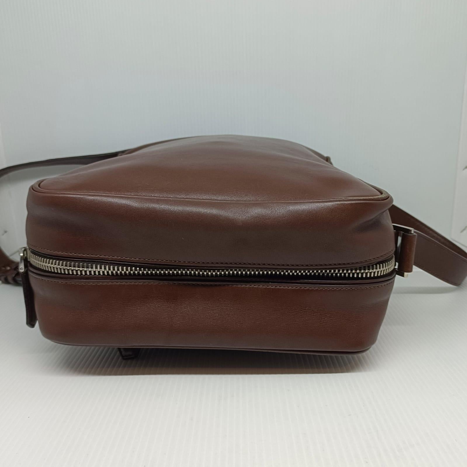 Prada 2013 Dark Brown Leather Triangle Logo Appliqué Reporter Messenger Bag 10