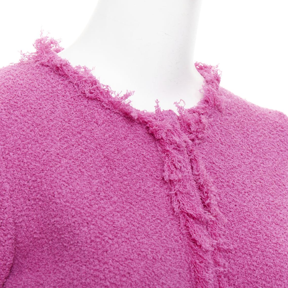 PRADA 2013 rosa Baumwolle Boucle Tweed stricken Fransen trimmen Strickjacke IT40 S
Referenz: CC/A00408
Marke: Prada
Designer: Miuccia Prada
Collection'S: 2013
MATERIAL: Baumwolle, Gemisch
Farbe: Rosa
Muster: Solide
Verschluss: