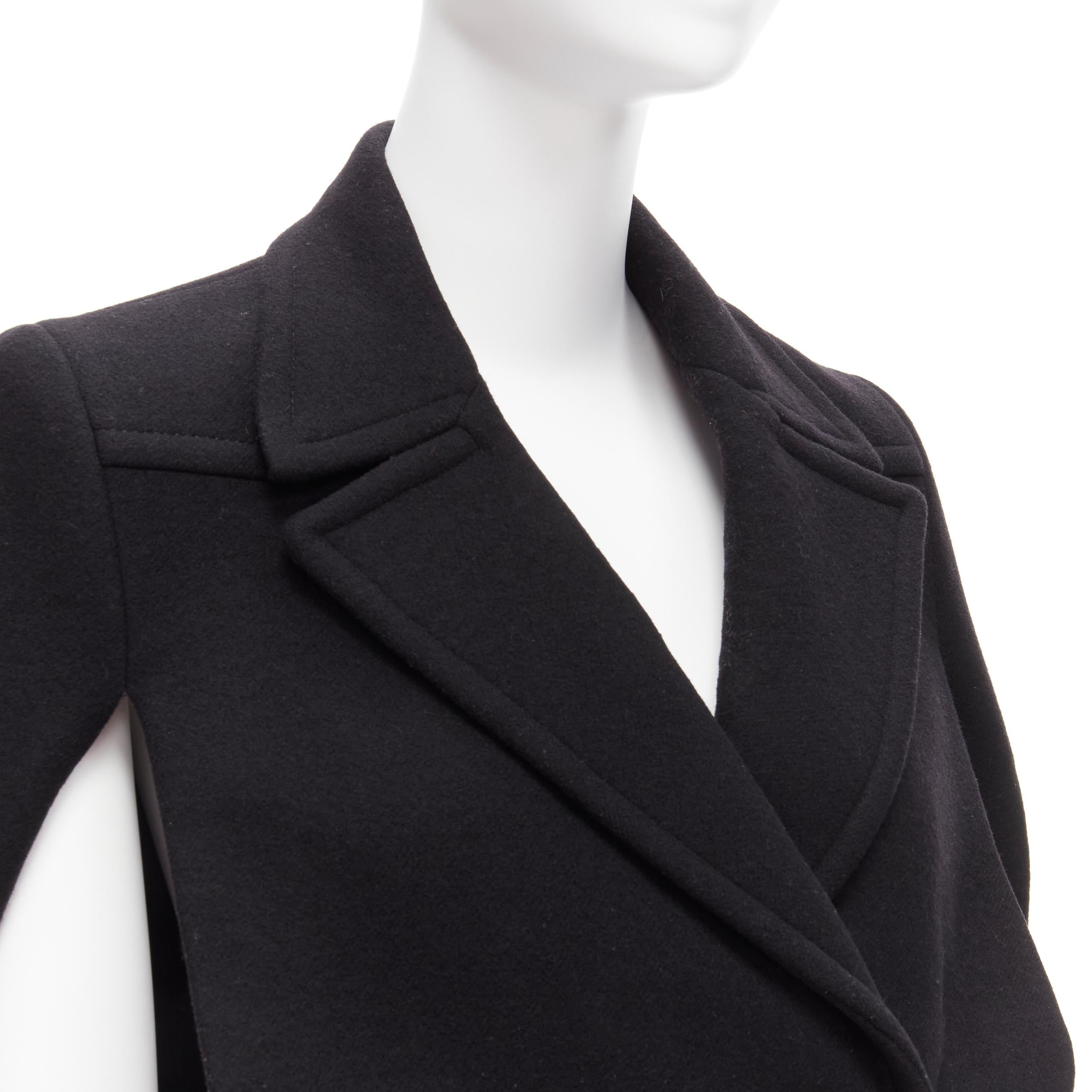 PRADA - Manteau poncho à double boutonnage en laine vierge noire, taille IT 38 XS, 2014 en vente 4