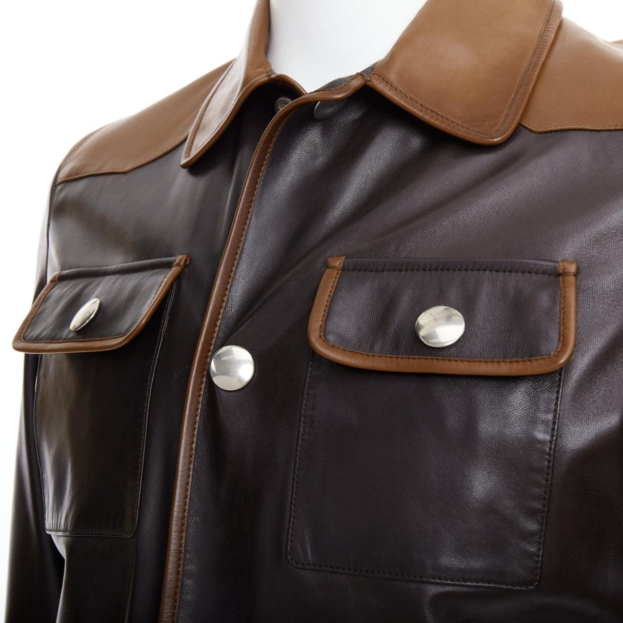 PRADA 2014 Runway brown tan bicolor lambskin leather pocket cropped jacket IT48 M
Reference: PRWU/A00078
Brand: Prada
Designer: Miuccia Prada
Collection: 2014 - Runway
Material: Leather
Color: Brown, Tan Brown
Pattern: Solid
Closure: Snap
