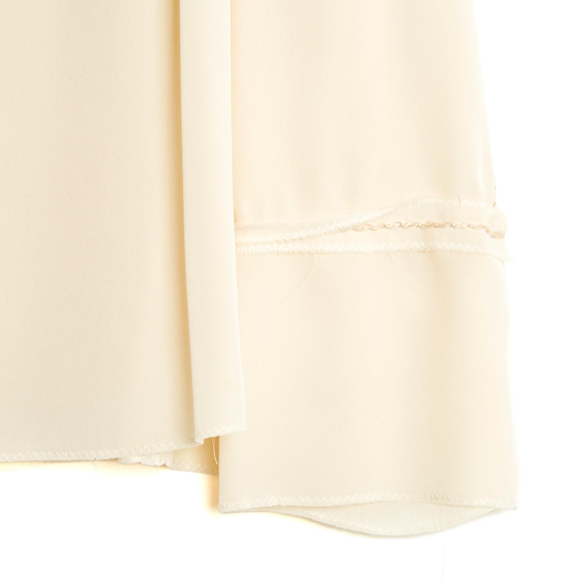 Beige Prada 2014 Top soie écru FR40 Ecru Silk and beige Stitches Blouse UK12 US10 For Sale