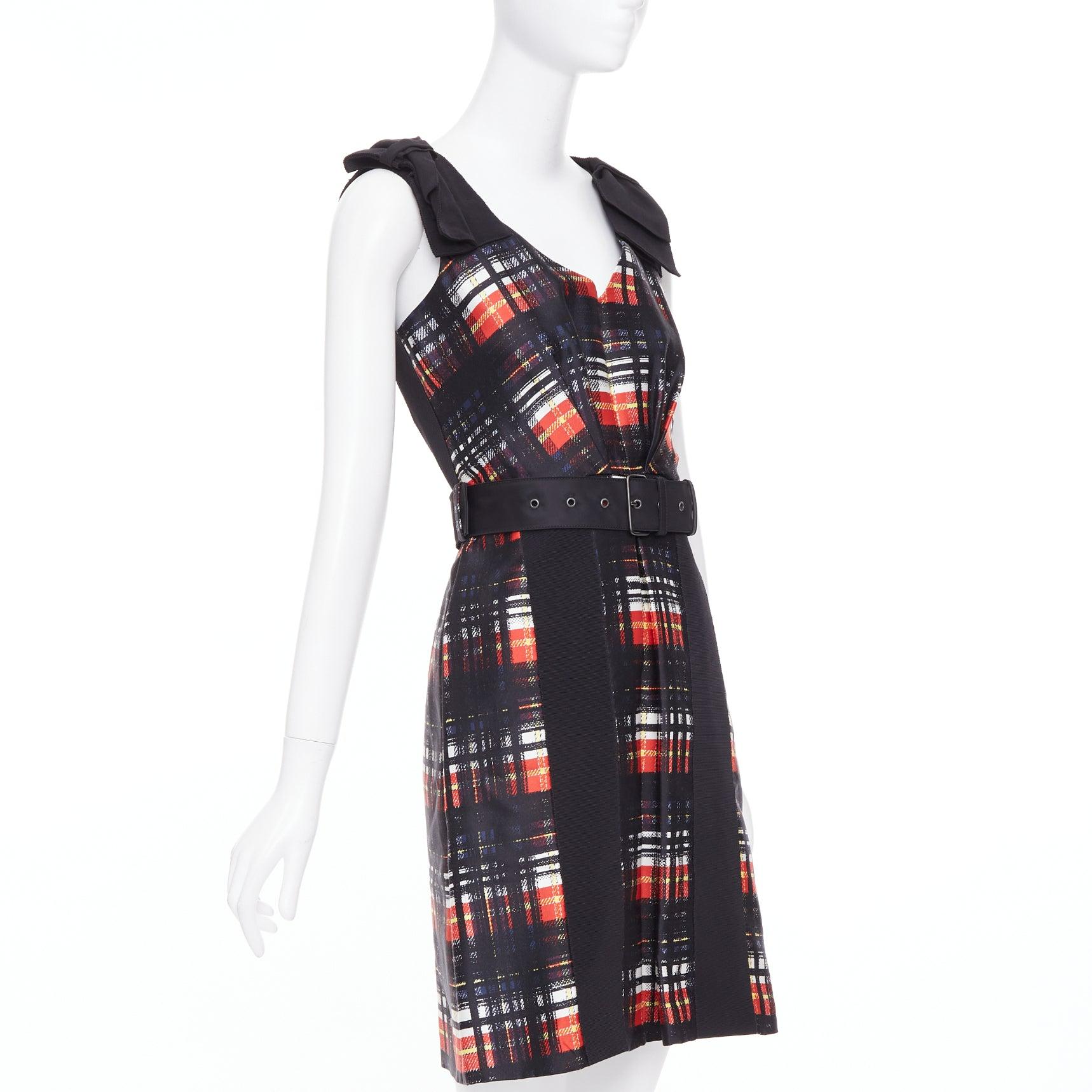 Noir PRADA 2015 Runway Vampire noir rouge laine soie nœud épaule robe ceinturée IT38 XS. en vente