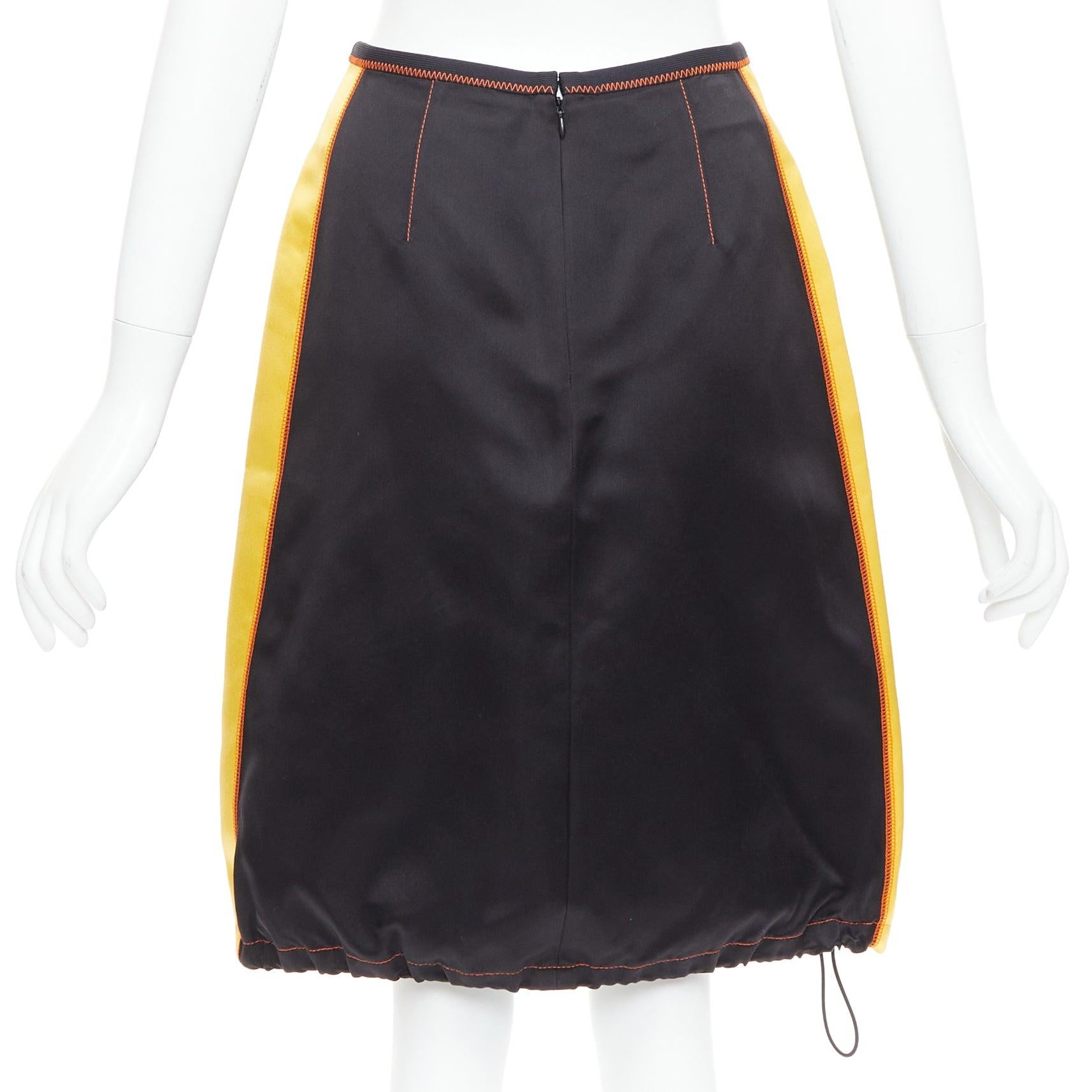 PRADA 2016 100% soie  jupe à ourlet coulissant noir et jaune IT38 XS Pour femmes en vente