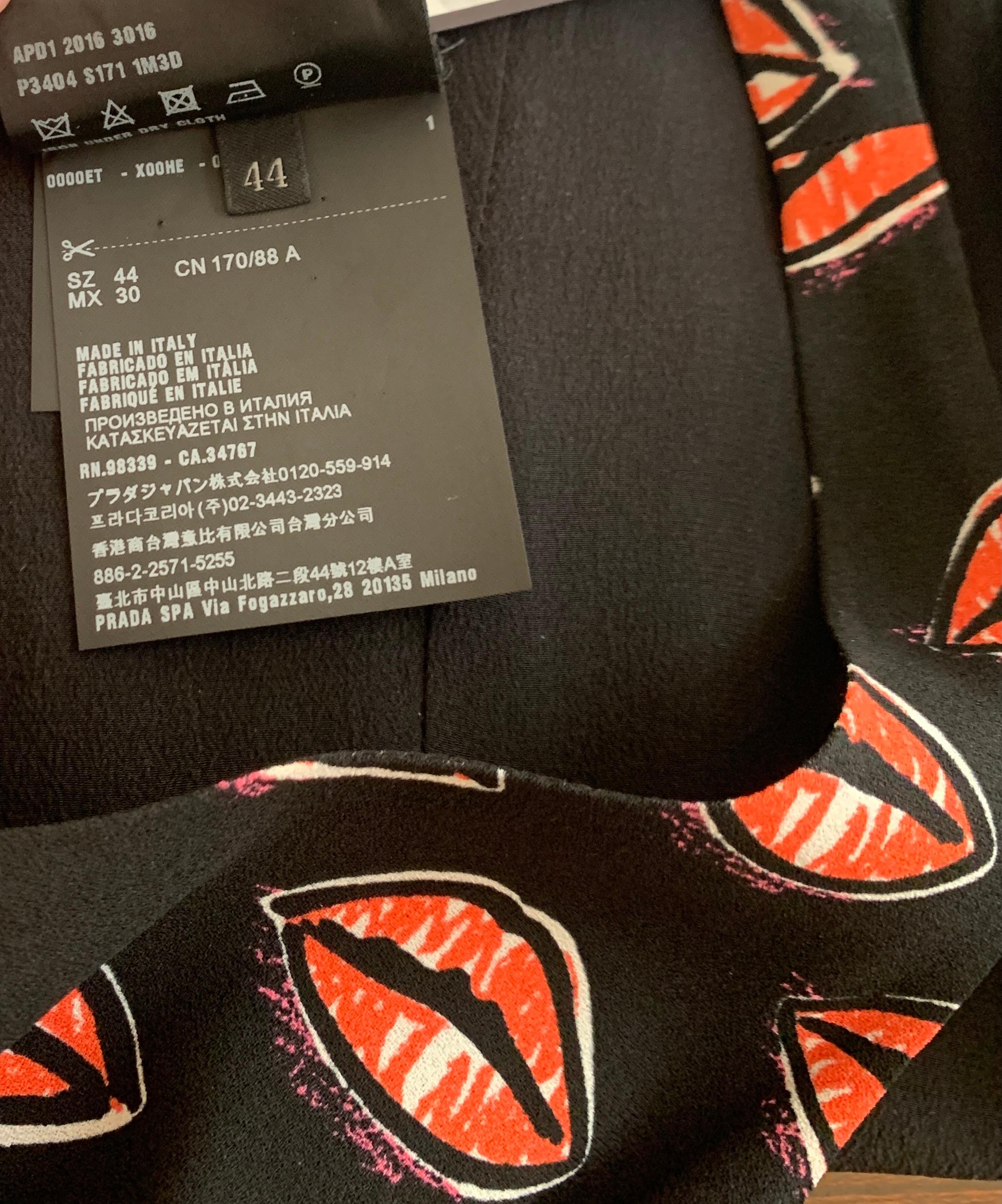 Prada 2016 Black and Red Lip Kiss Print Sleeveless Dress 1