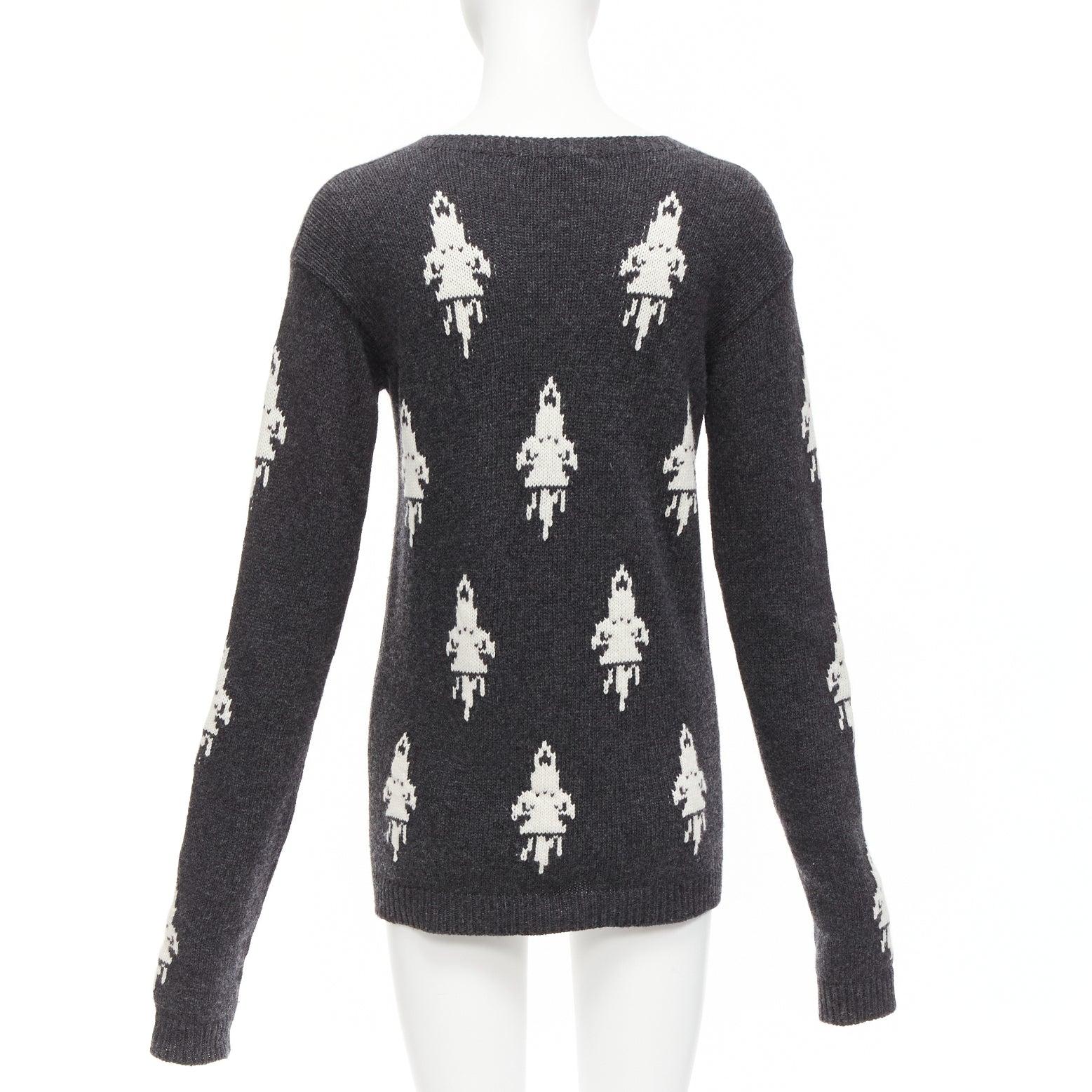 PRADA 2016 Grau Cremefarbener langärmeliger bateau-Pullover mit Rocket-Intarsien IT42 M Damen im Angebot