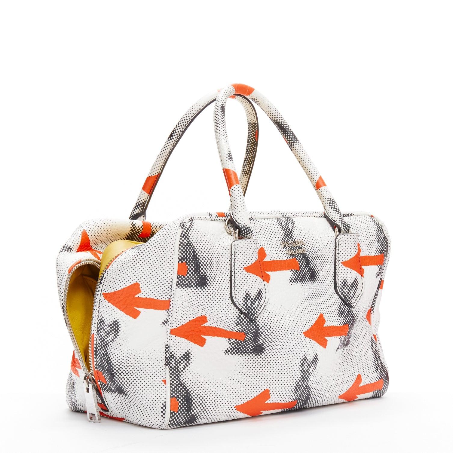 Gray PRADA 2016 Inside Bauletto white rabbit arrows yellow leather bag For Sale