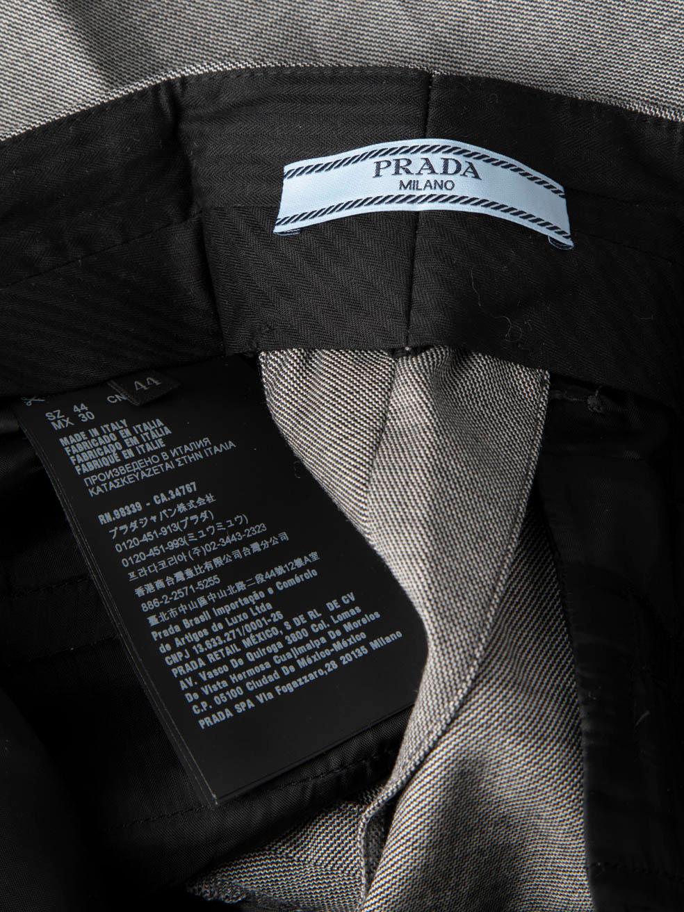 Prada 2016 Manteau Grau Wolle & Straußenfedern Hose Größe L im Angebot 1