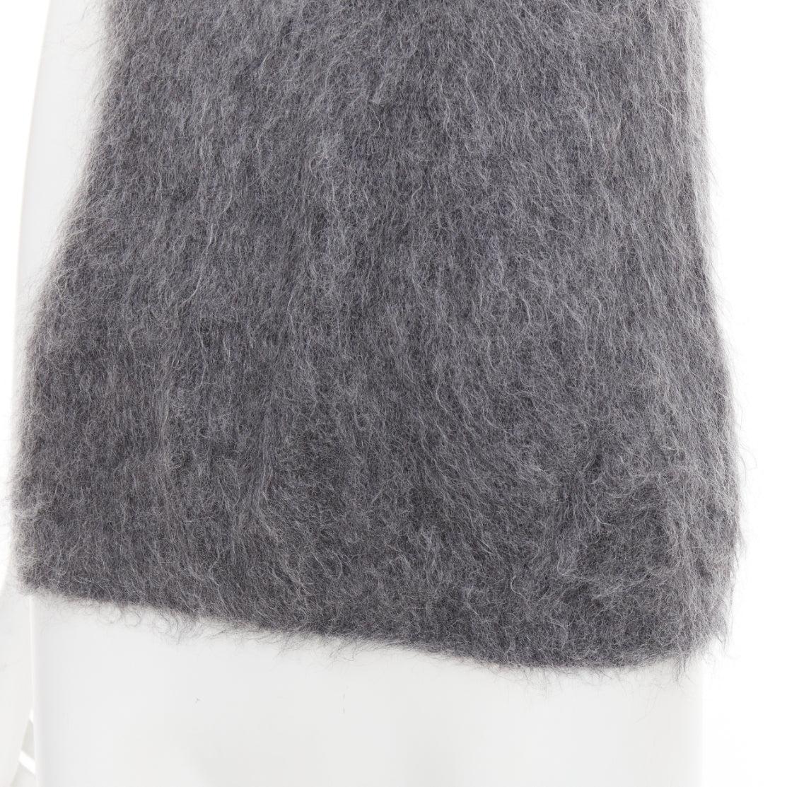PRADA 2017 flauschiges graues Mohair-Mischung Riemchen-Camisole-Top IT38 XS im Angebot 2