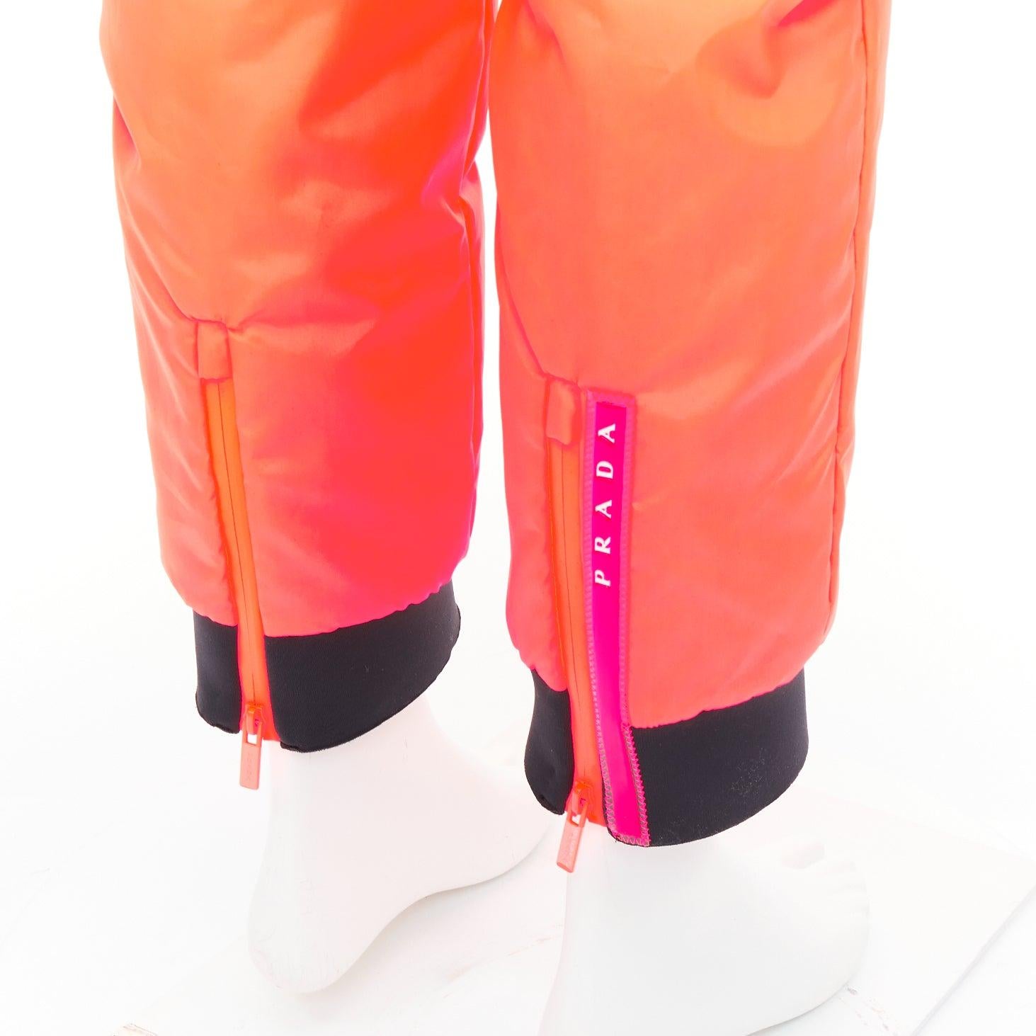 PRADA 2018 Linea Rossa SPG52M Primaloft Coral neon orange insulated pants M
Reference: TGAS/E00973
Brand: Prada
Designer: Miuccia Prada
Model: SPG52M
Collection: Linea Rossa 2018
Material: Polyester
Color: Orange
Pattern: Solid
Closure: