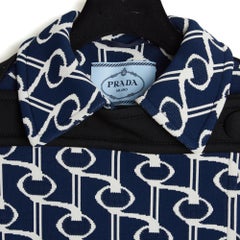 Prada 2018 Manteau Cape FR38 Iconic Navy Blue Geometric Cape Coat UK10 US8