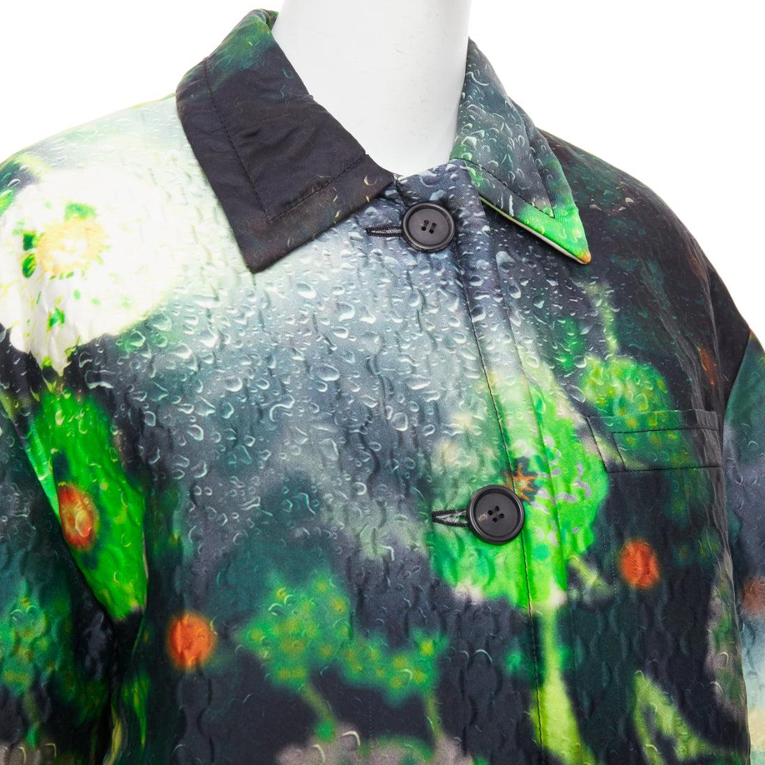 PRADA 2018 Pasarela verde negro flor estampado gota de lluvia chaqueta abrigo IT38 XS
Referencia: TGAS/F00225
Marca: Prada
Diseñador: Miuccia Prada
Colección: Otoño-Invierno 2018 - Pasarela
Visto en: Caroline Daur
Material: Seda, Mezcla
Color: