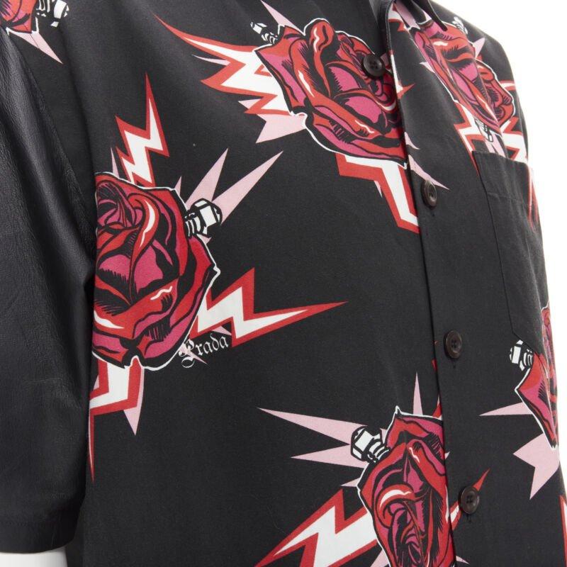 PRADA 2019 black red Rose Bolt cotton leather boxy bowling shirt EU48 M
Reference: TGAS/C00908
Brand: Prada
Designer: Miuccia Prada
Collection: 2019 Universal Studios Frankenstein - Runway
Material: Cotton, Leather
Color: Black, Red
Pattern: