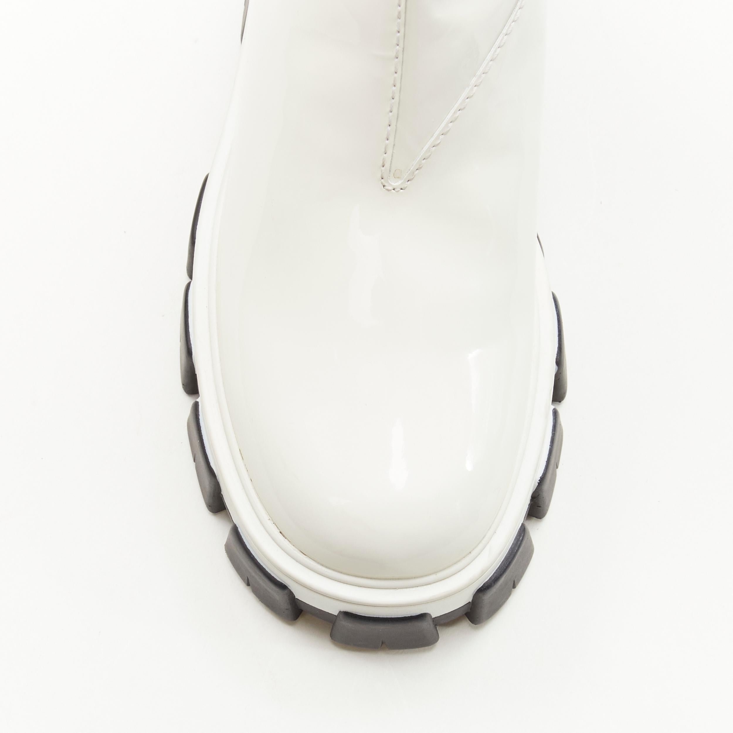 PRADA 2019 Monolith, stivaletto con zeppa in vernice bianca  EU36 in vendita 1