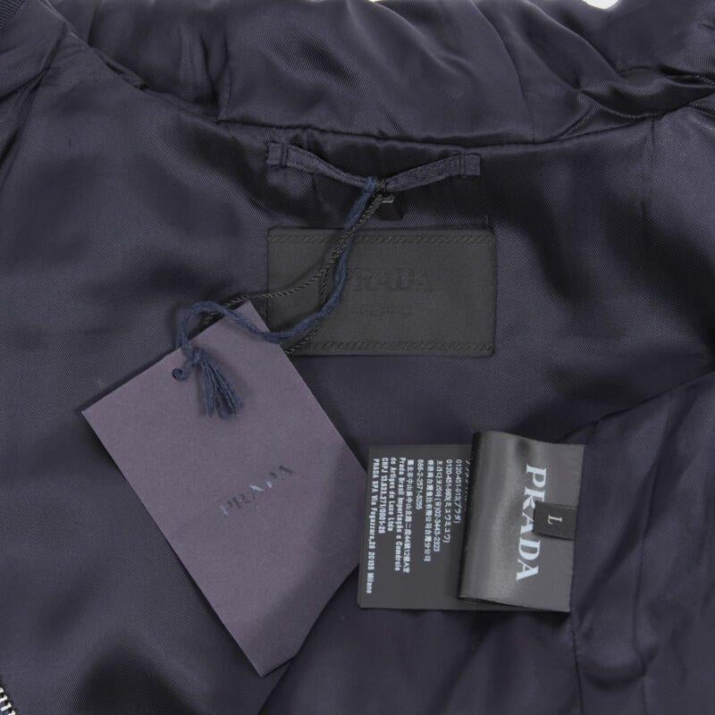 PRADA 2019 navy blue wool triangle pocket cropped zip up hoodie jacket L en vente 6