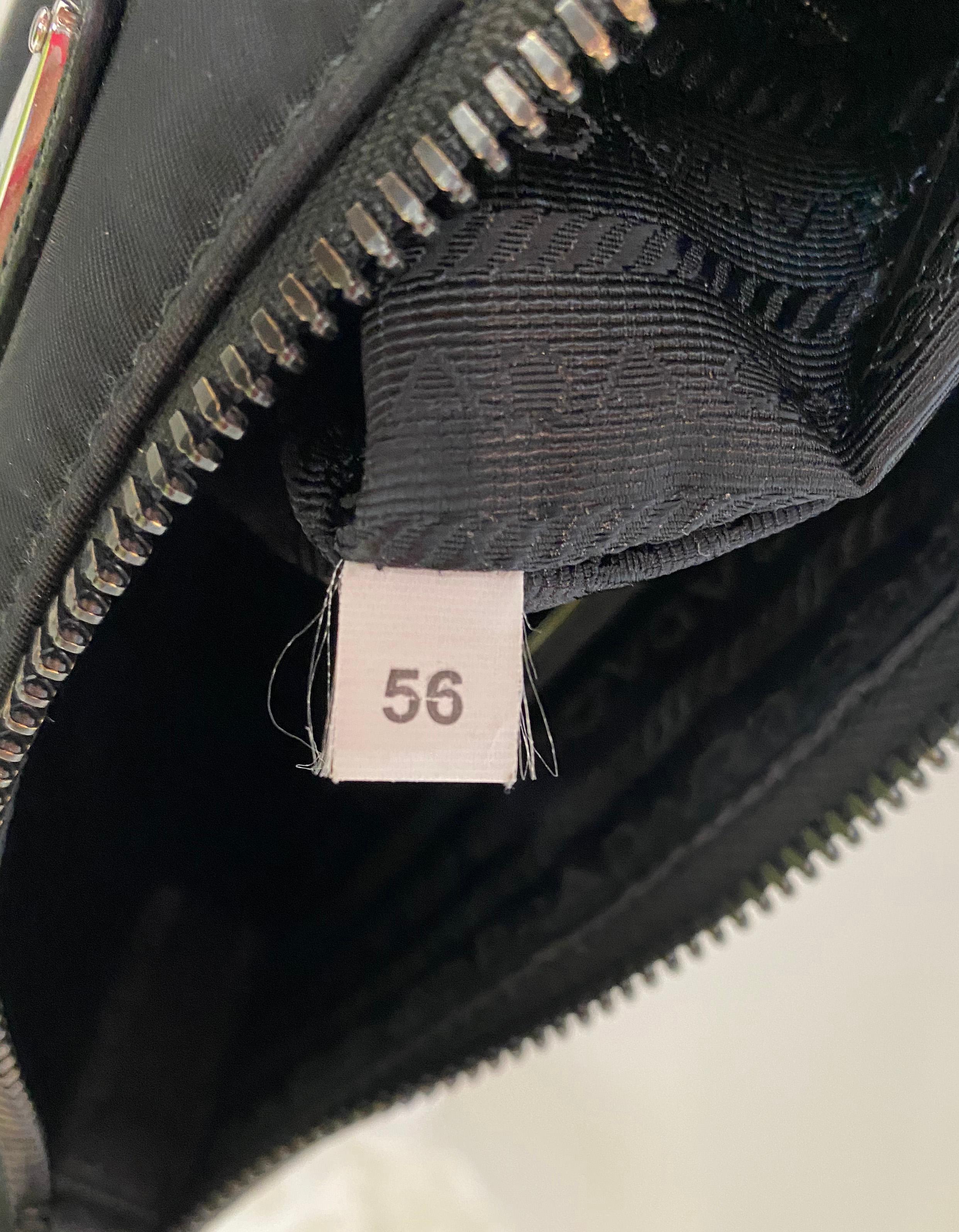 Prada 2020 Black Nylon and Saffiano Leather Unisex Messenger Bag rt. $1, 290 6