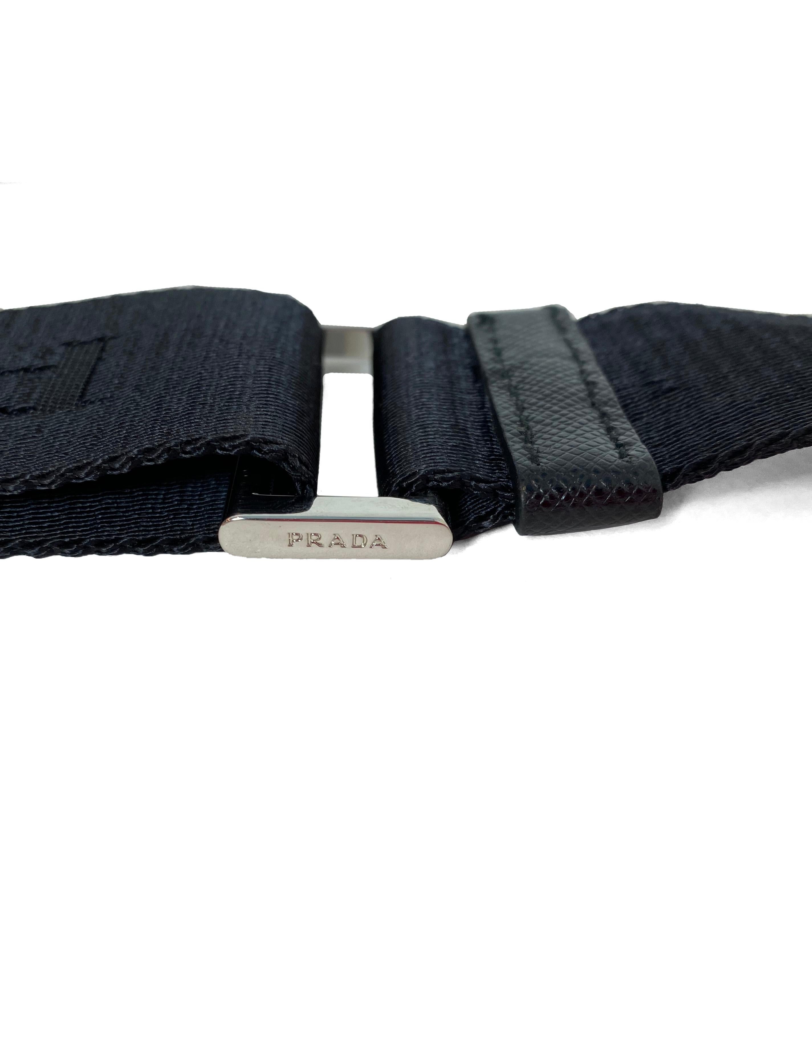 Prada 2020 Black Nylon and Saffiano Leather Unisex Messenger Bag rt. $1, 290 3