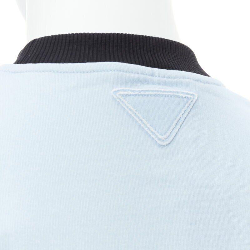 Pull à manches courtes PRADA 2020 imprimé logo ovale coloré M
Référence : TGAS/B00483
Marque : Prada
Designer : Miuccia Prada
Modèle : Pull à logo ovale
Collection : 2020
Matériau : Coton
Couleur : Multicolore
Motif : Abstrait
Détails