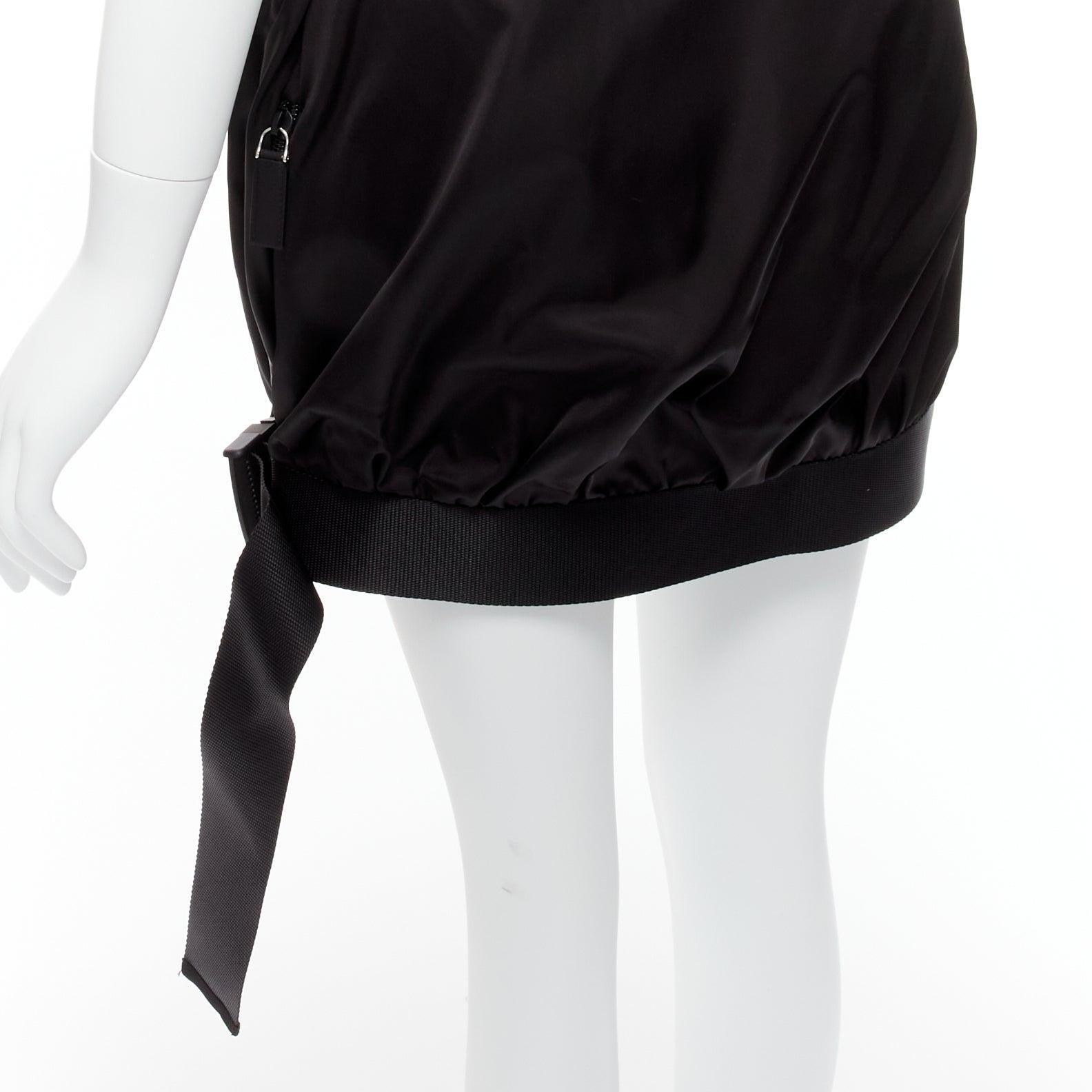 PRADA 2020 Re Nylon black triangle logo front pocket buckle bubble skirt IT38 XS For Sale 3