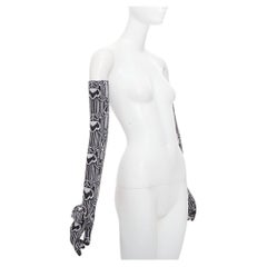 PRADA 2021 Raf Simons : gants longs à poche triangulaire en laine noire et blanche, taille M