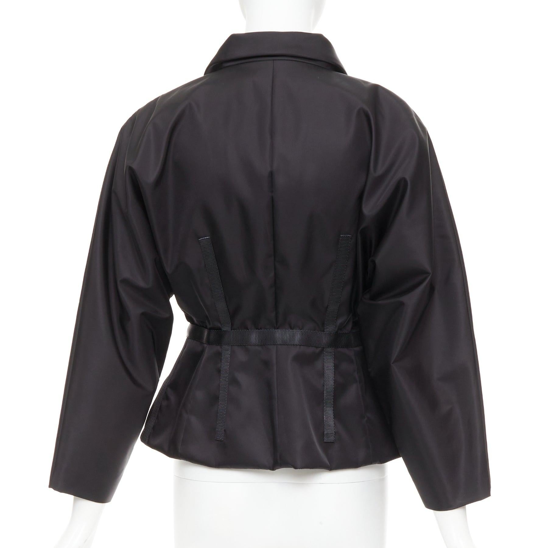 PRADA 2021 Re-Nylon negro plata triángulo logo cintura chaqueta con cinturón IT42 M en venta 2