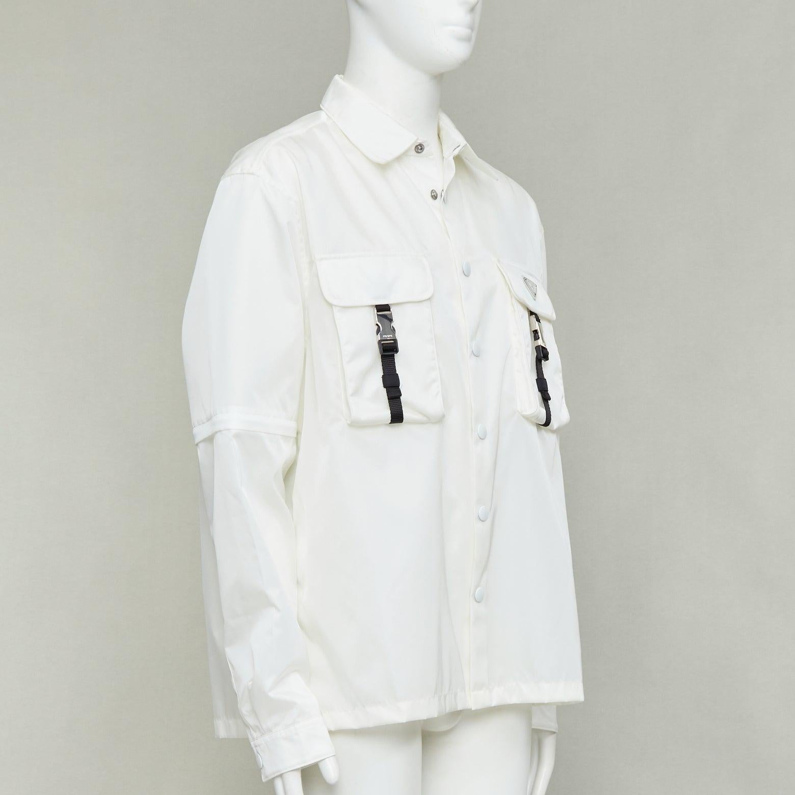 Grigio Prada 2021 Re-Nylon nylon tecnico fibbie tasca trasformabile camicia giacca XL in vendita