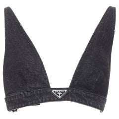 PRADA 2022 grigio scuro denim nero triangolo placca logo bralette crop top IT40 S