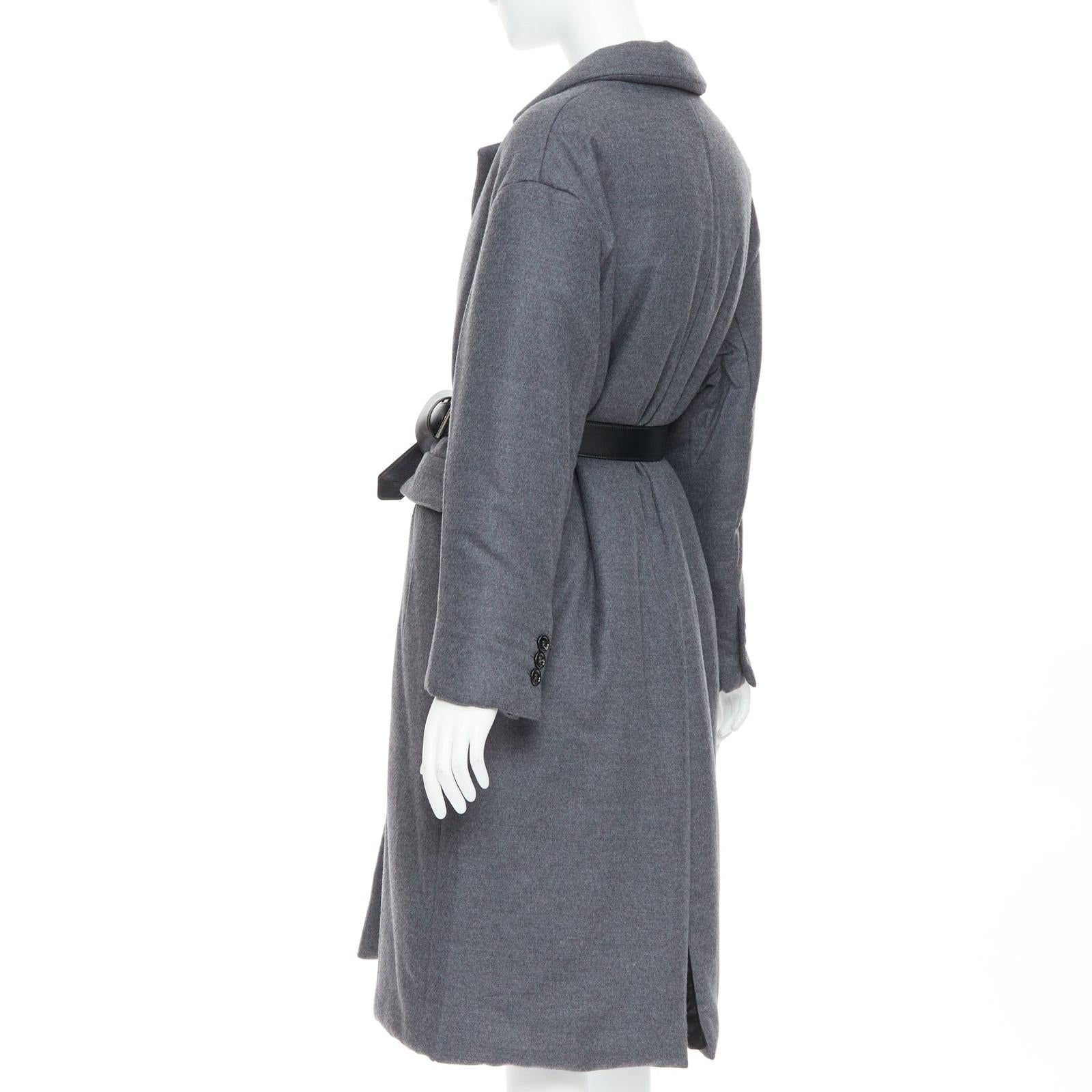 PRADA 2022 gris cachemire laine cuir ceinture logo manteau rembourré IT36 XS en vente 2