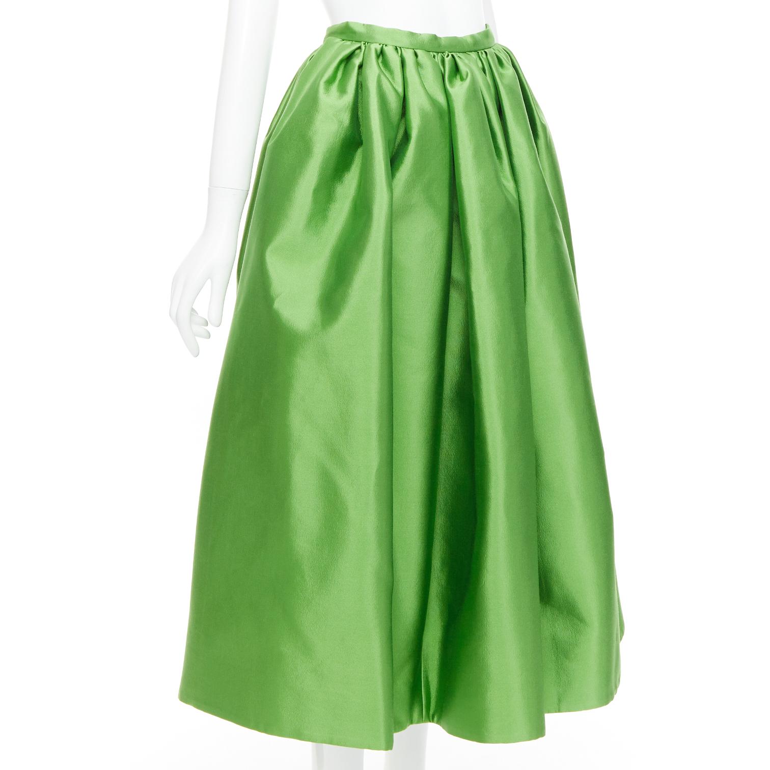 PRADA 2022 Kelly Green duchesse silk wool evening full midi skirt IT40 M In New Condition In Hong Kong, NT