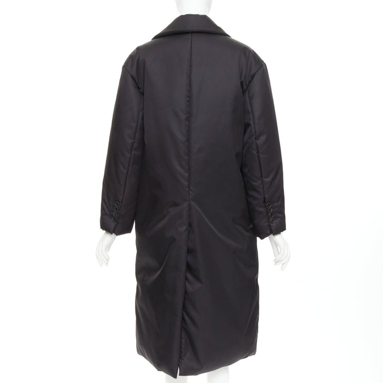 ジャケット・アウター 02FW PRADA long coat S PRADA 2022 Re-Nylon black silver logo flap pocket technical puffer
