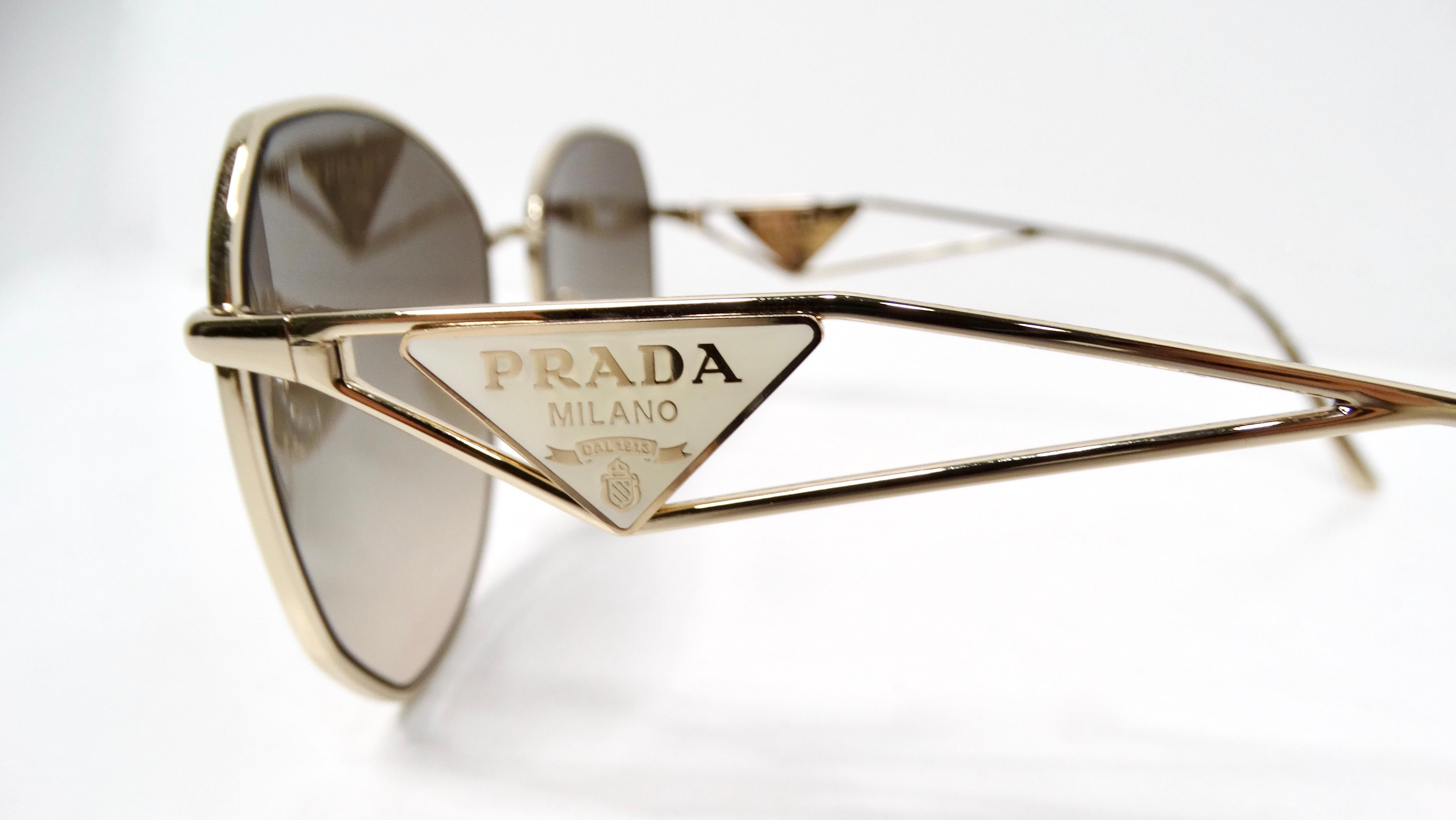 Brown Prada 57Y Gold-Tone Metal Frame Logo Aviator Sunglasses For Sale
