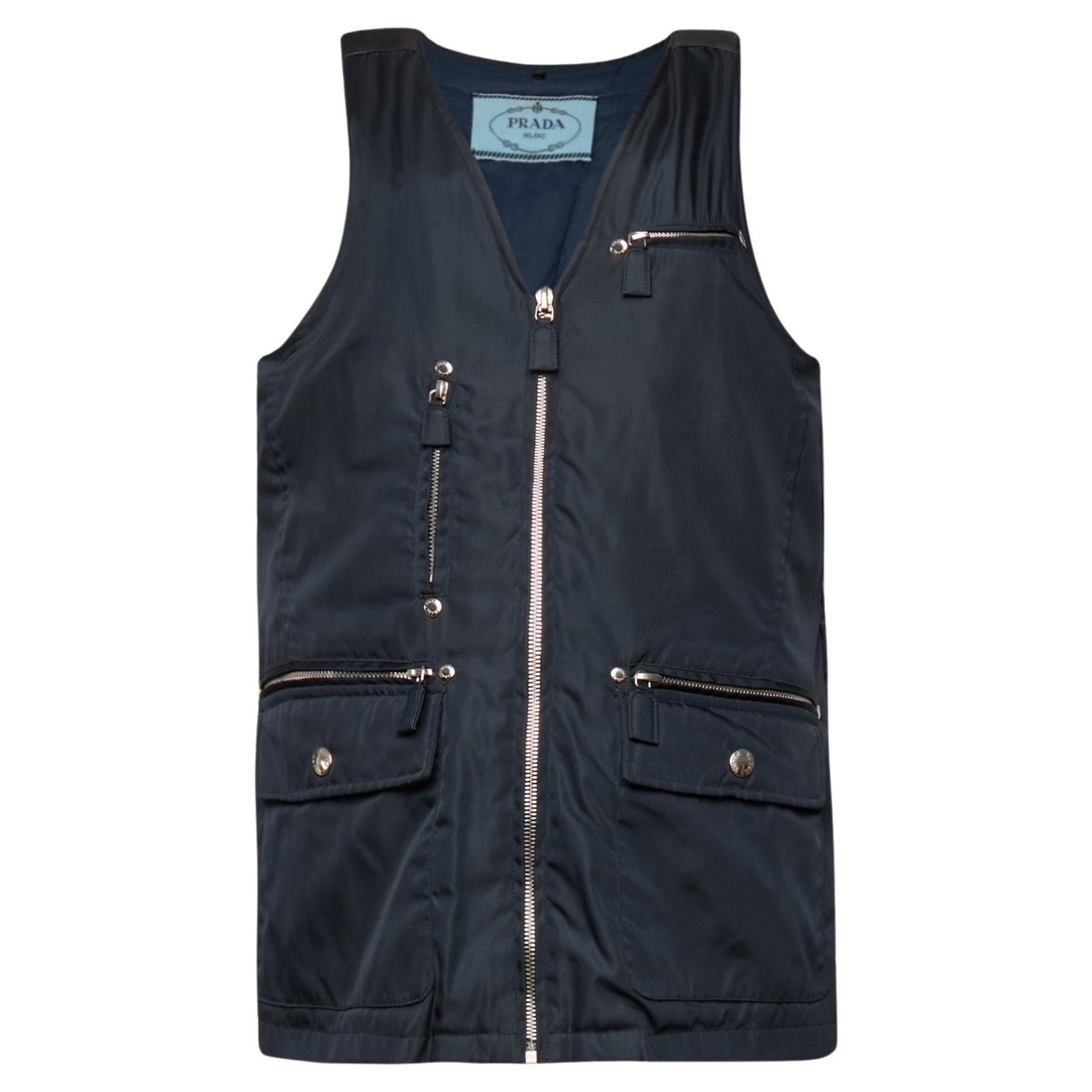 Gilet multiuso in nylon Prada anni '90 in vendita