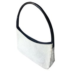 PRADA 98 Sac en fourrure blanche 