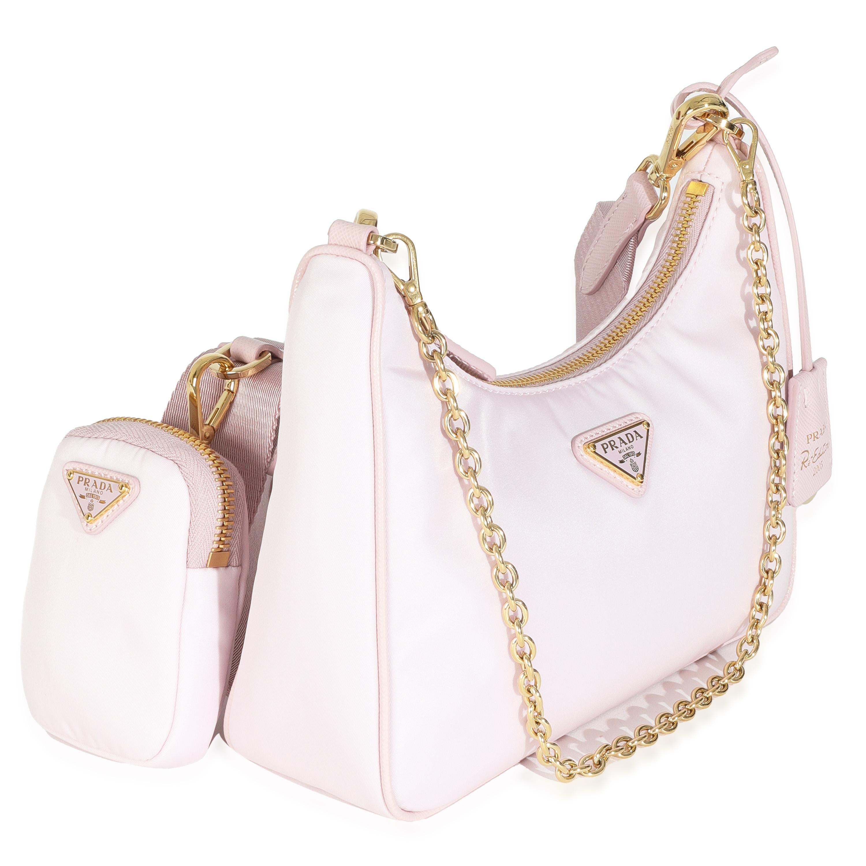 Prada Alabastro Re-Nylon Re-Edition 2005 Umhängetasche (Beige) im Angebot