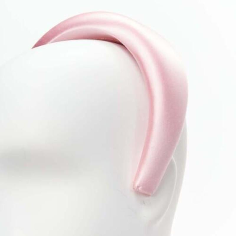 Grigio PRADA Alice, fascia per capelli in raso rosa chiaro, imbottita e sovradimensionata, con padiglione in vendita