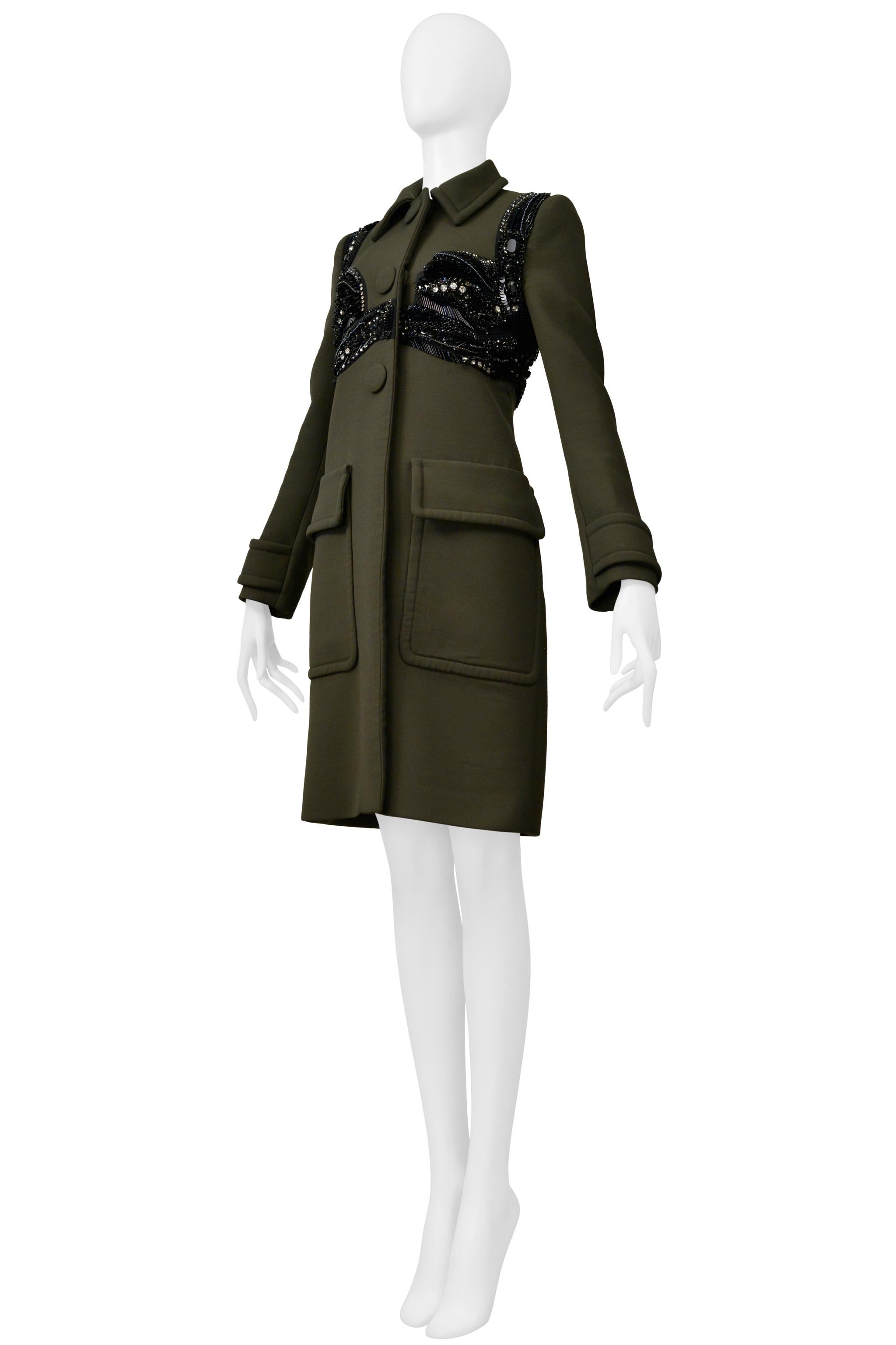 De las mujeres Prada Abrigo sastre verde militar con detalle de abalorios negros de fantasía 2014 en venta