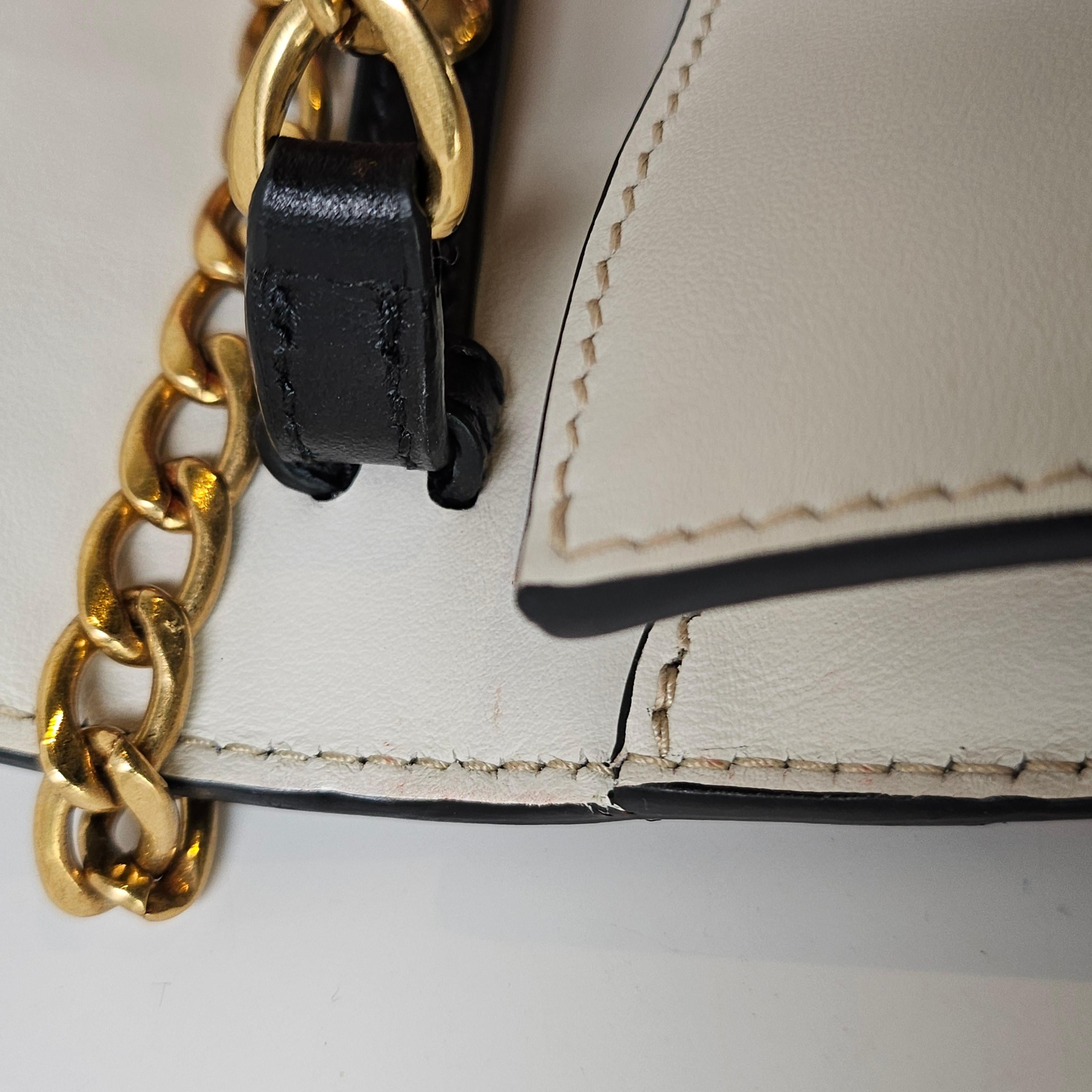Prada Astrology Moon Stars Small Leather Cahier GHW Crossbody Bag White In Excellent Condition In Denver, CO