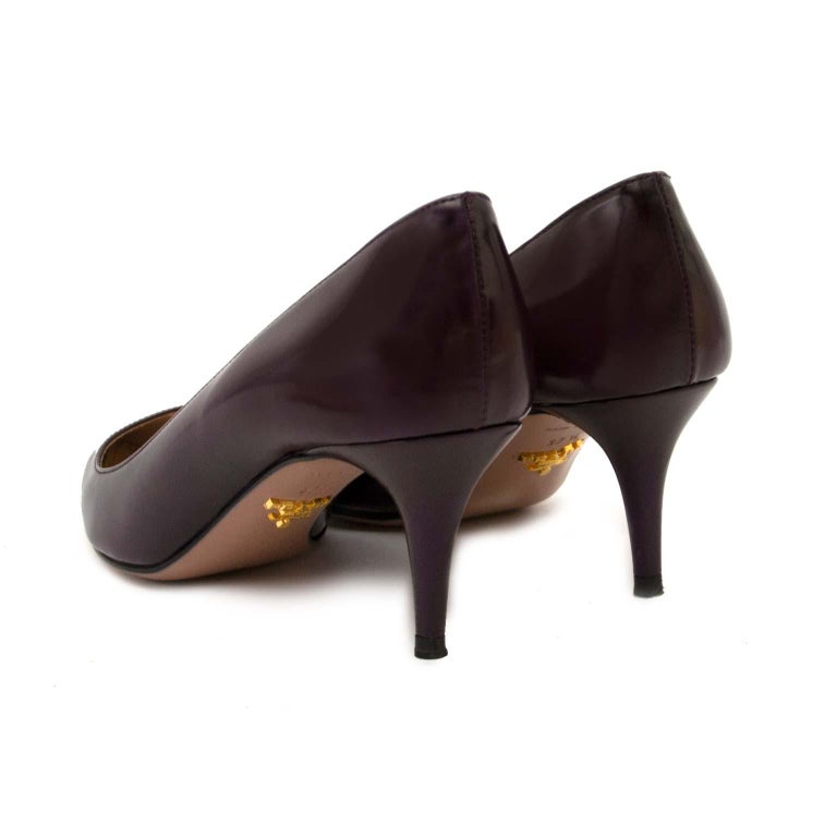 Prada Aubergine Kitten Heels Size 37.5 For Sale at 1stDibs