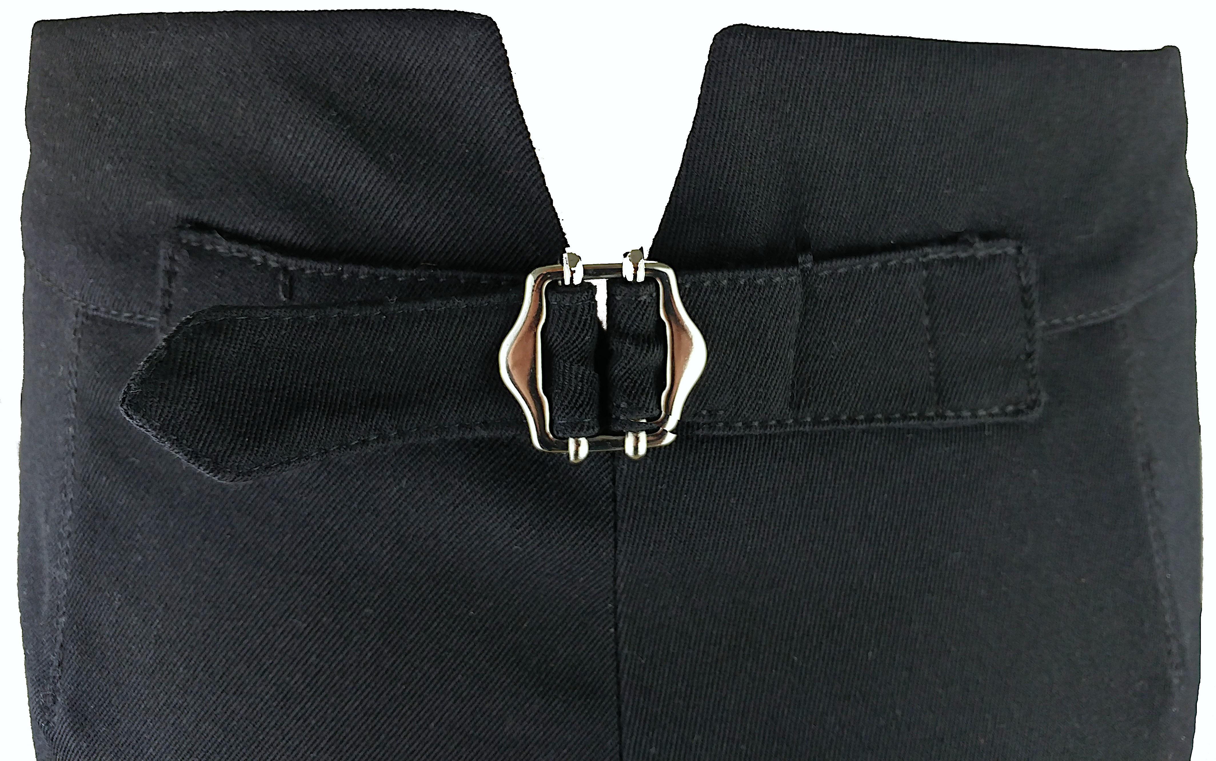 PRADA – Authentic Dark Blue Riding Pants w/ Leather Applications  Size 8US 40EU In Excellent Condition For Sale In Cuggiono, MI