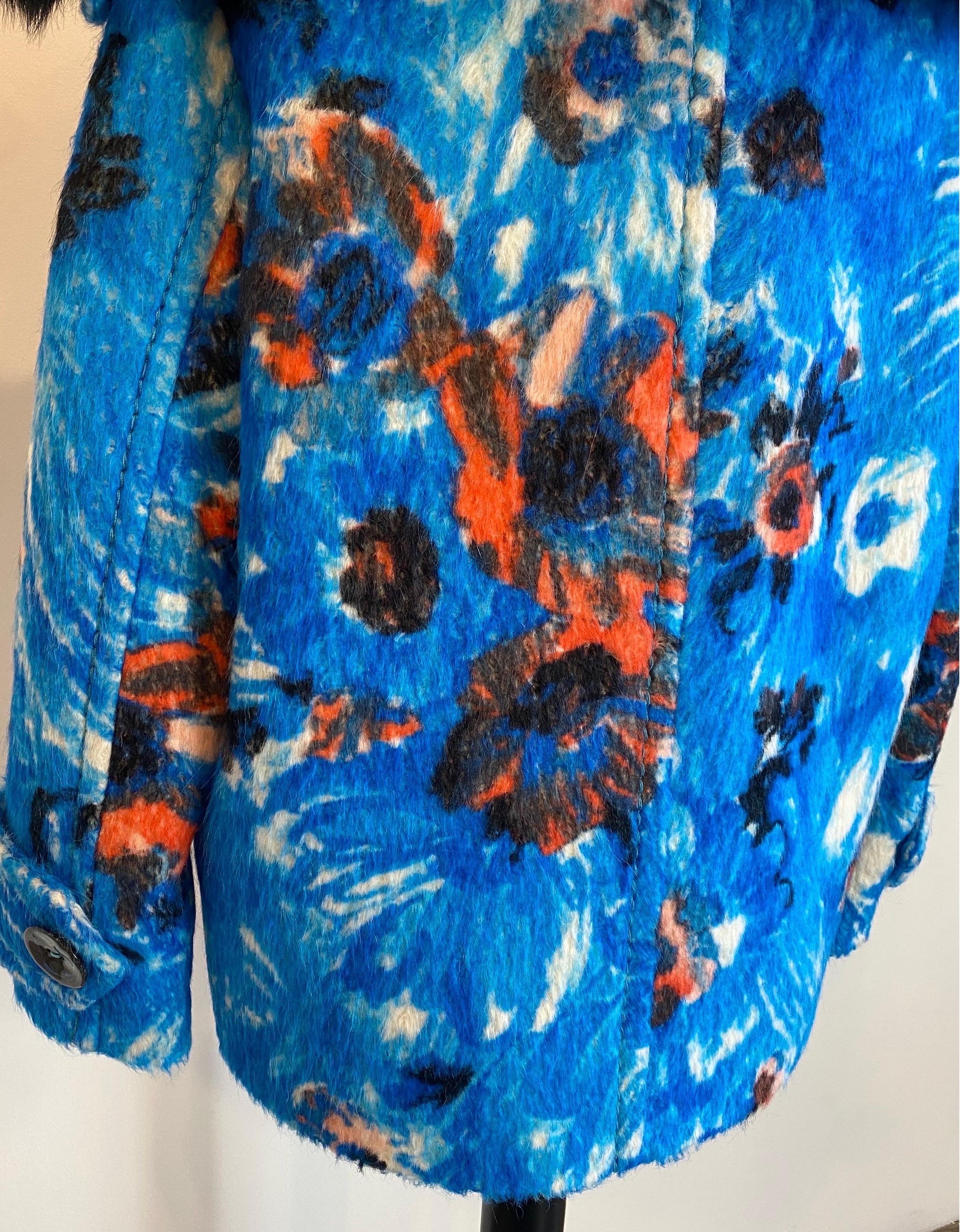 Prada AW 2015 Blauer Alpaka-Blumenmantel im Angebot 3