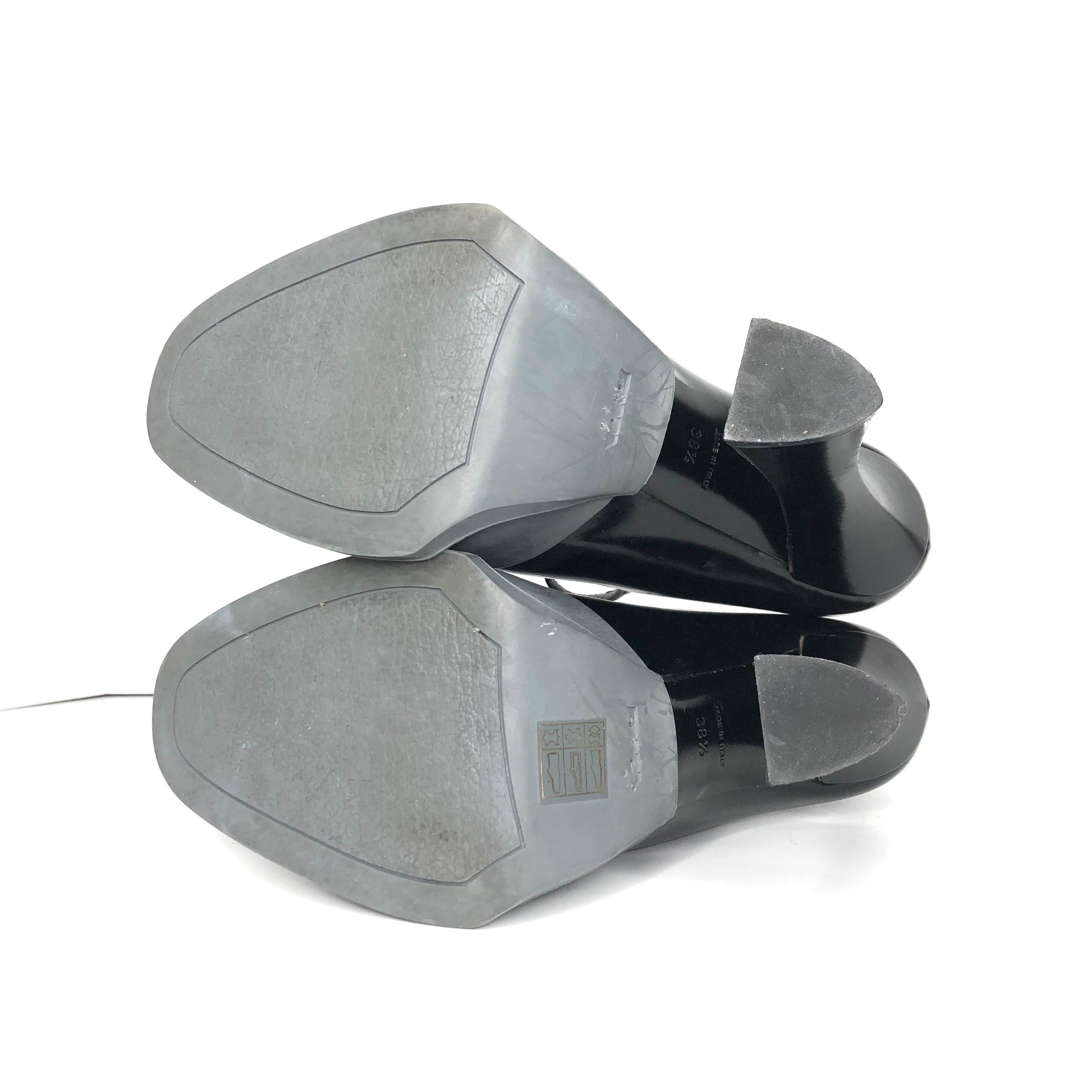 Prada AW2012 Laufsteg Moira Rose Maryjane Gummi Cap Toe Absatz Pumps 38.5 im Angebot 2