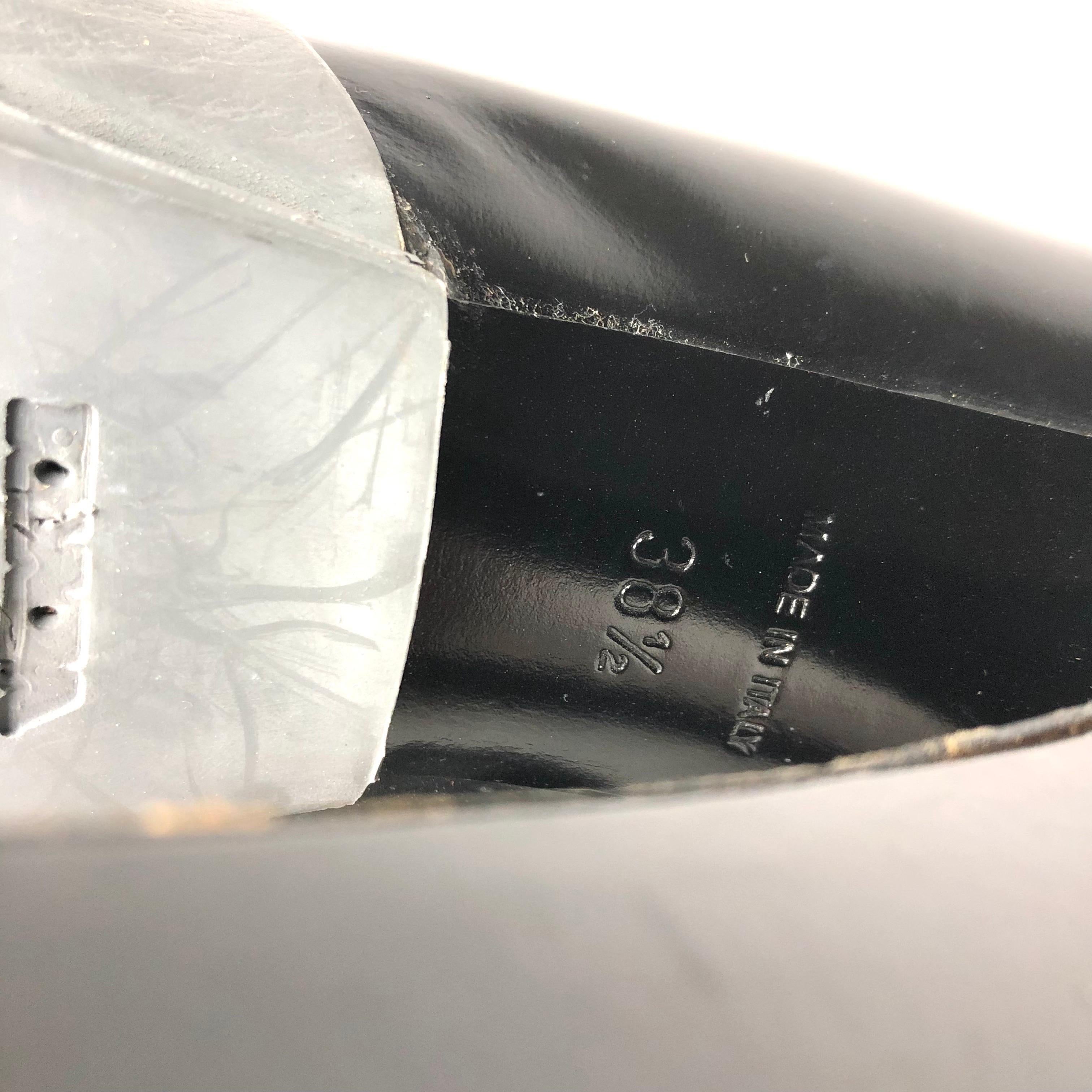 Prada AW2012 Laufsteg Moira Rose Maryjane Gummi Cap Toe Absatz Pumps 38.5 im Angebot 4