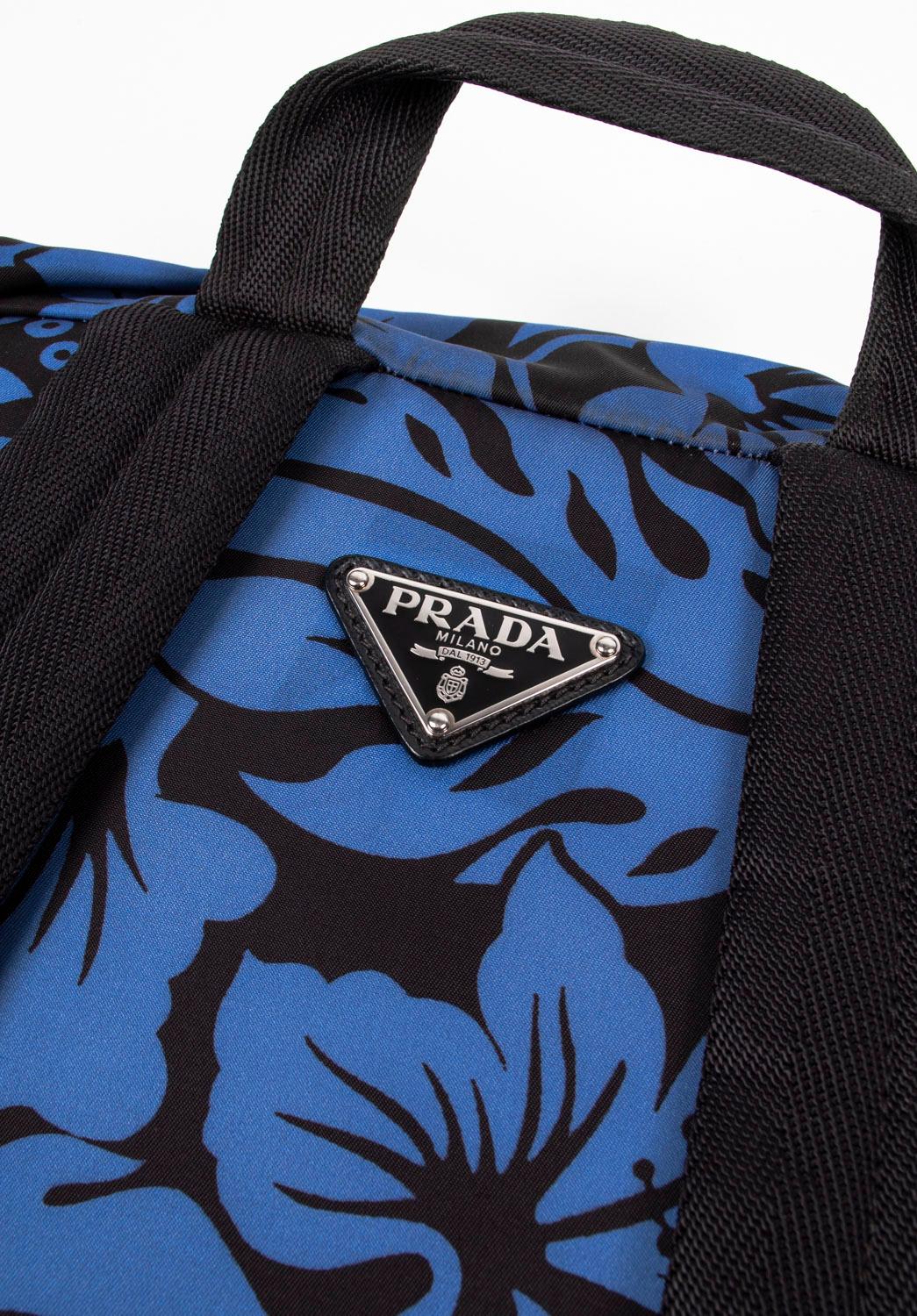 Prada Backpack Floral Men Bag, Large, S1128 In Good Condition For Sale In Kaunas, LT