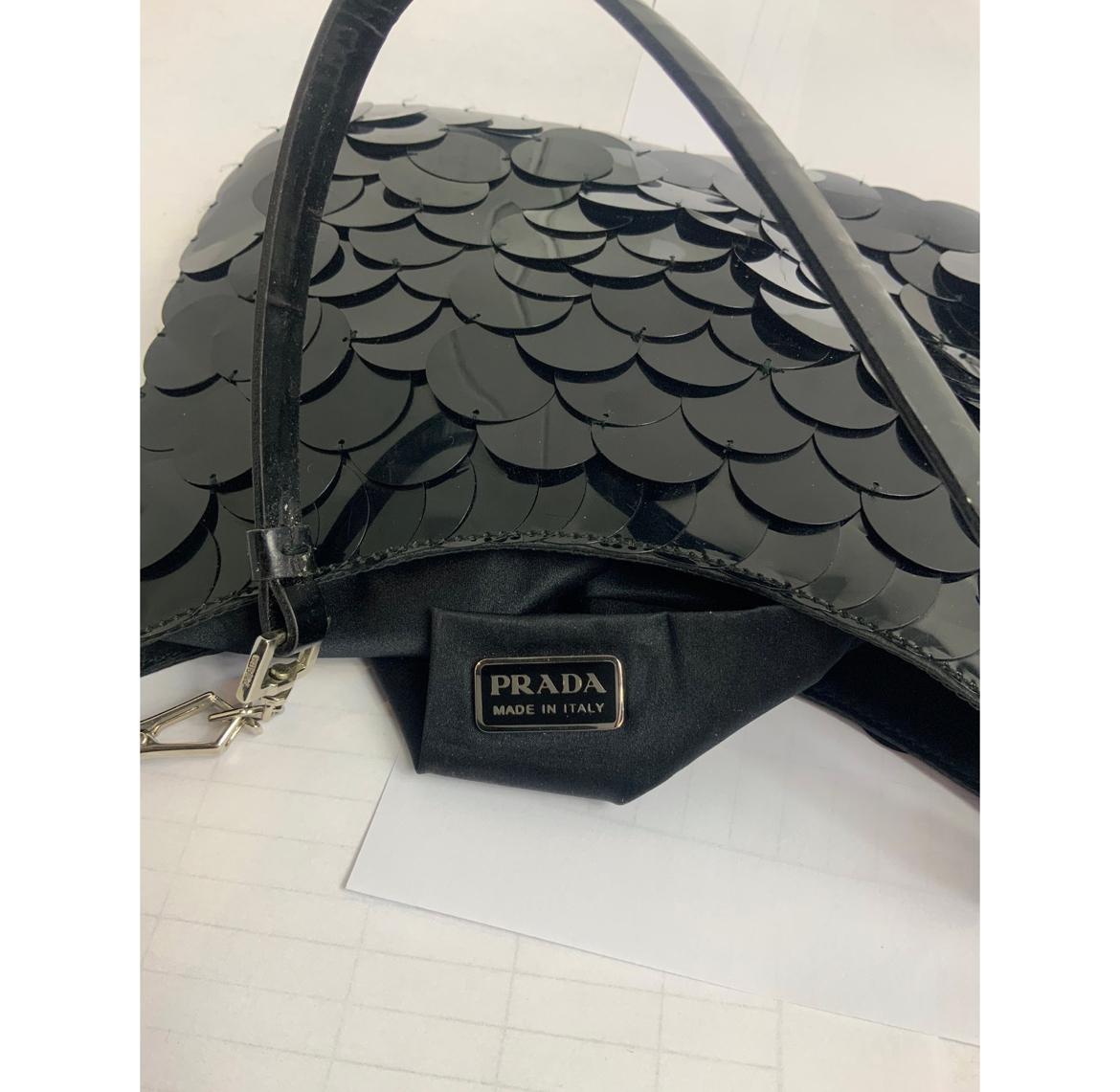 Prada bag with black sequins In Good Condition In Carnate, IT