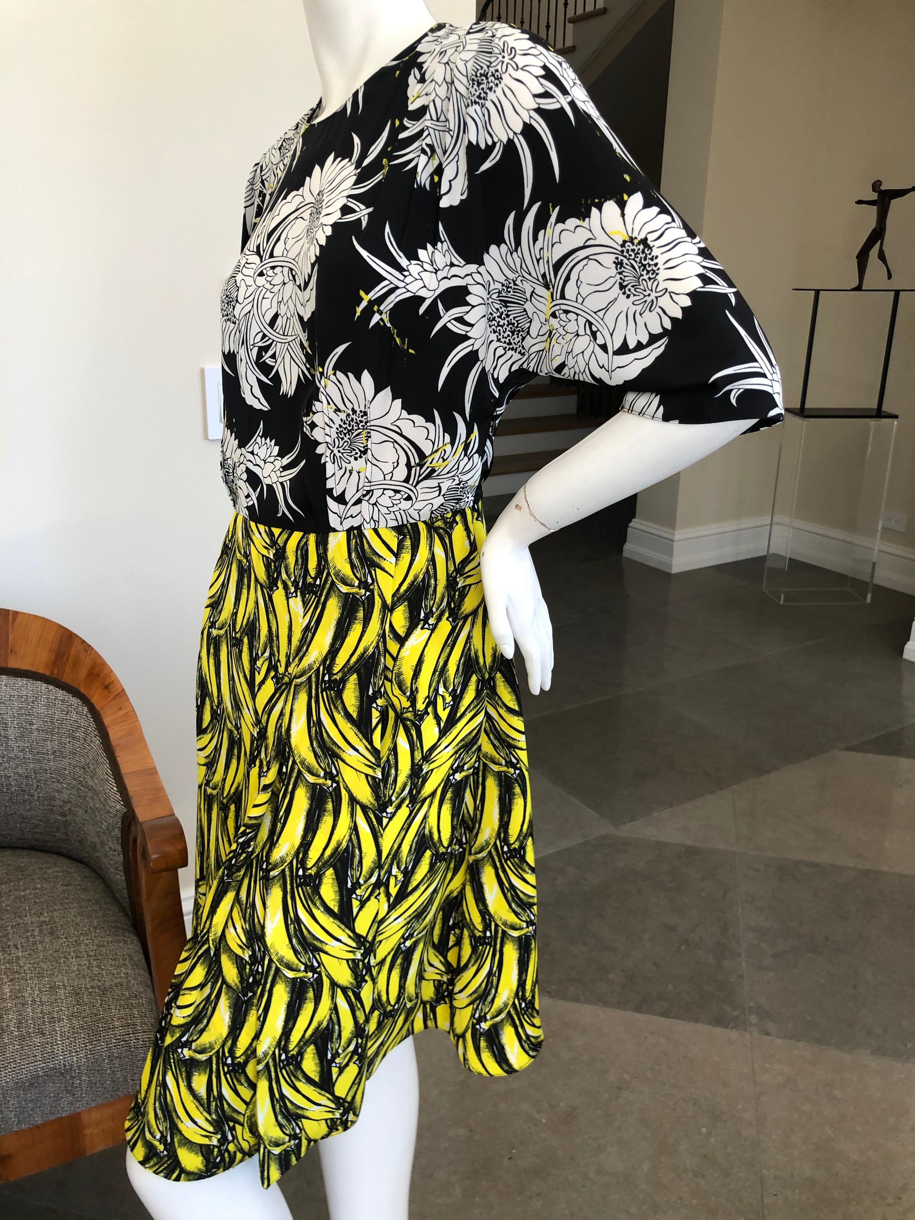 Women's Prada Banana and Dahlia Print Dress with Pleated Accents A/W 2018 For Sale