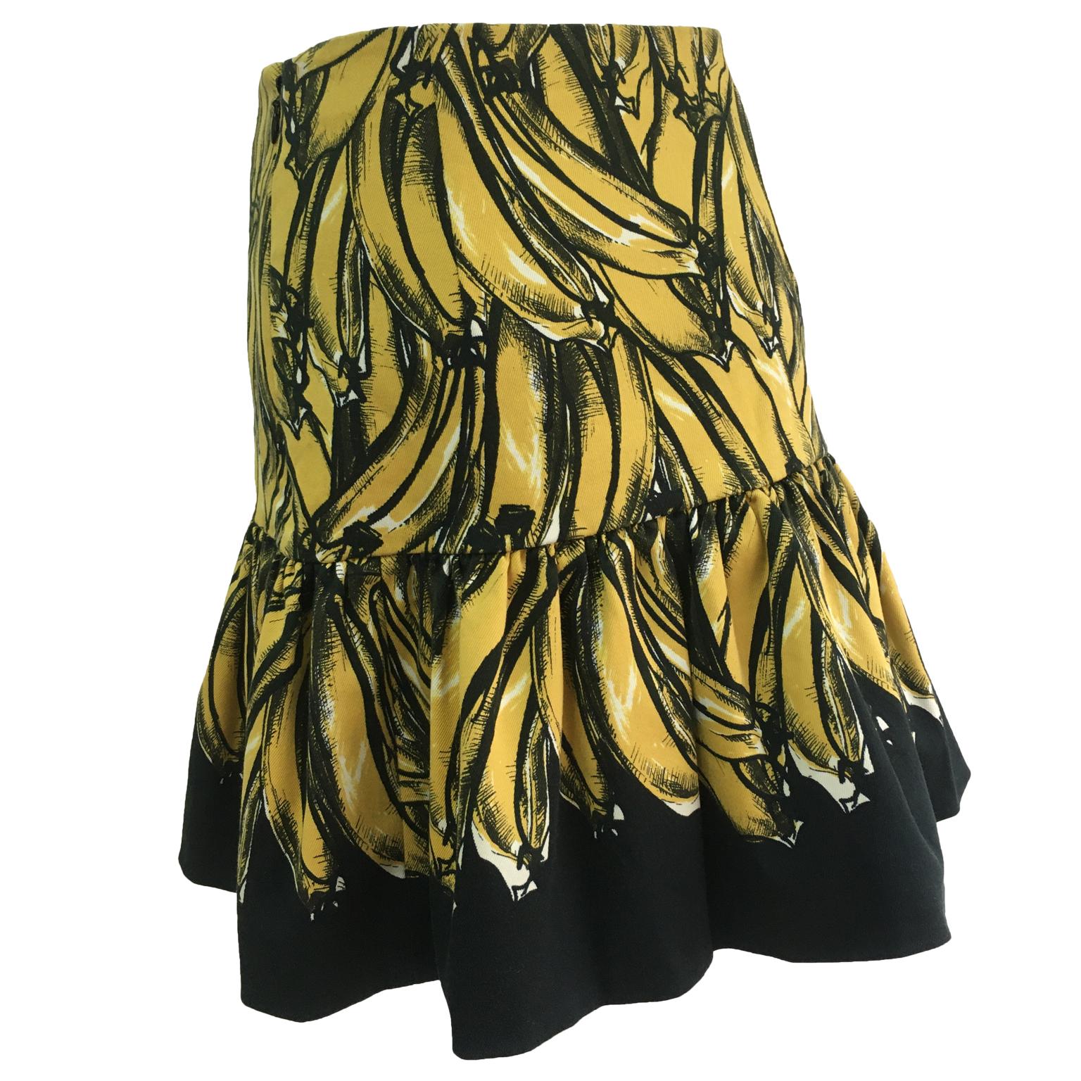 prada banana skirt