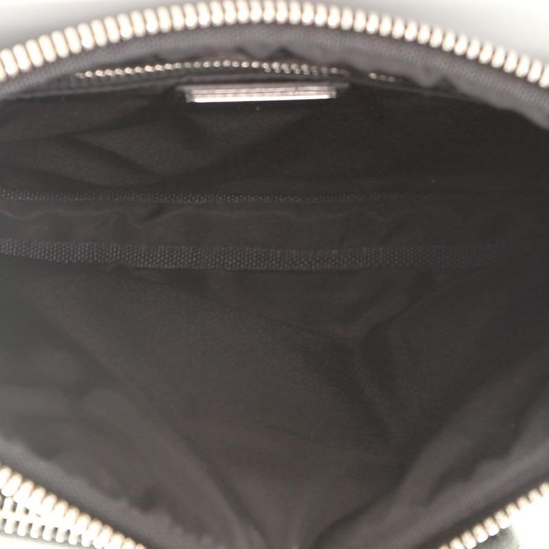 Black Prada Logo Patch Zip Messenger Bag Tessuto Medium