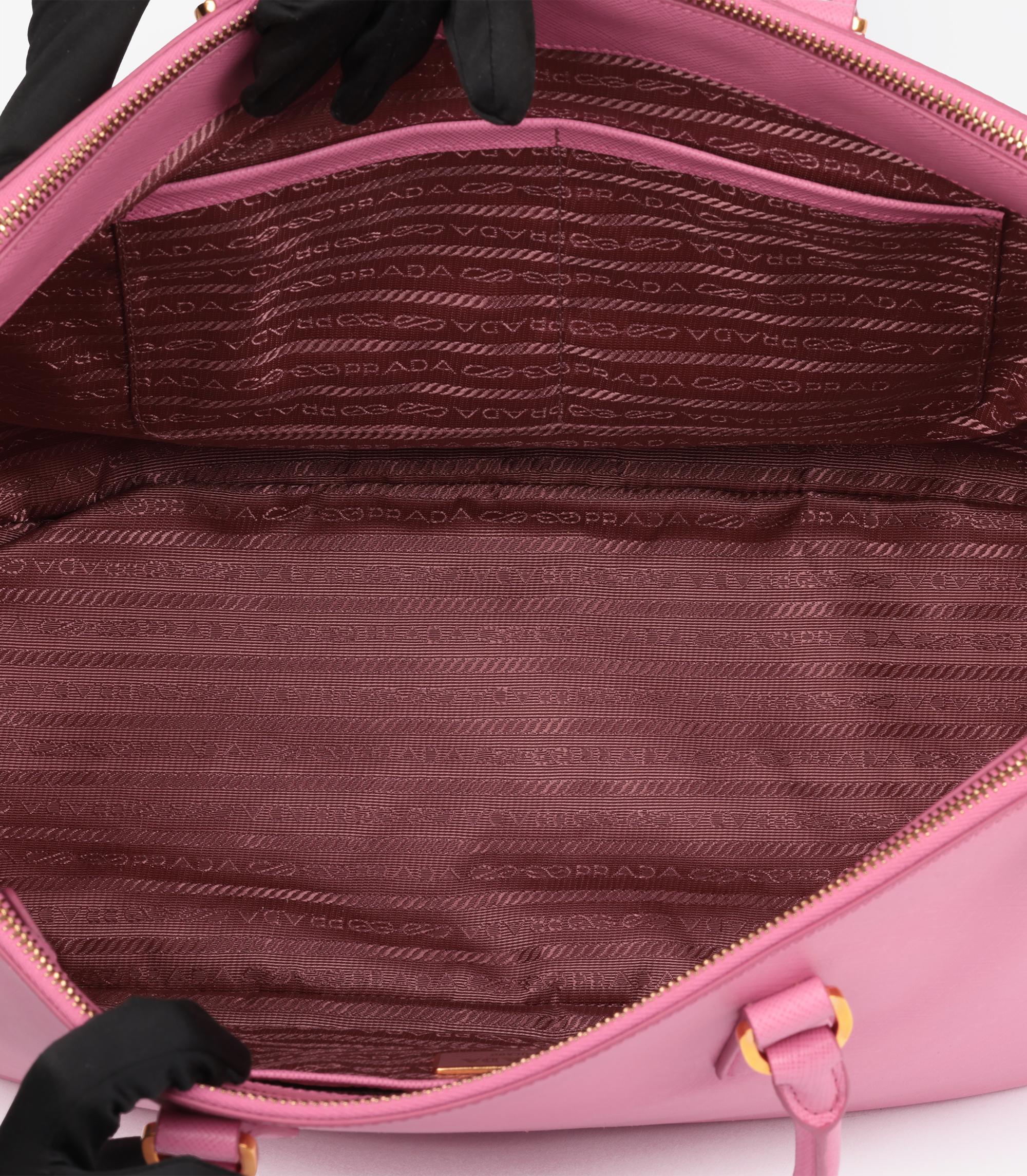 Prada Begonia Saffiano Lux Pelle Grande Galleria Tote in vendita 3