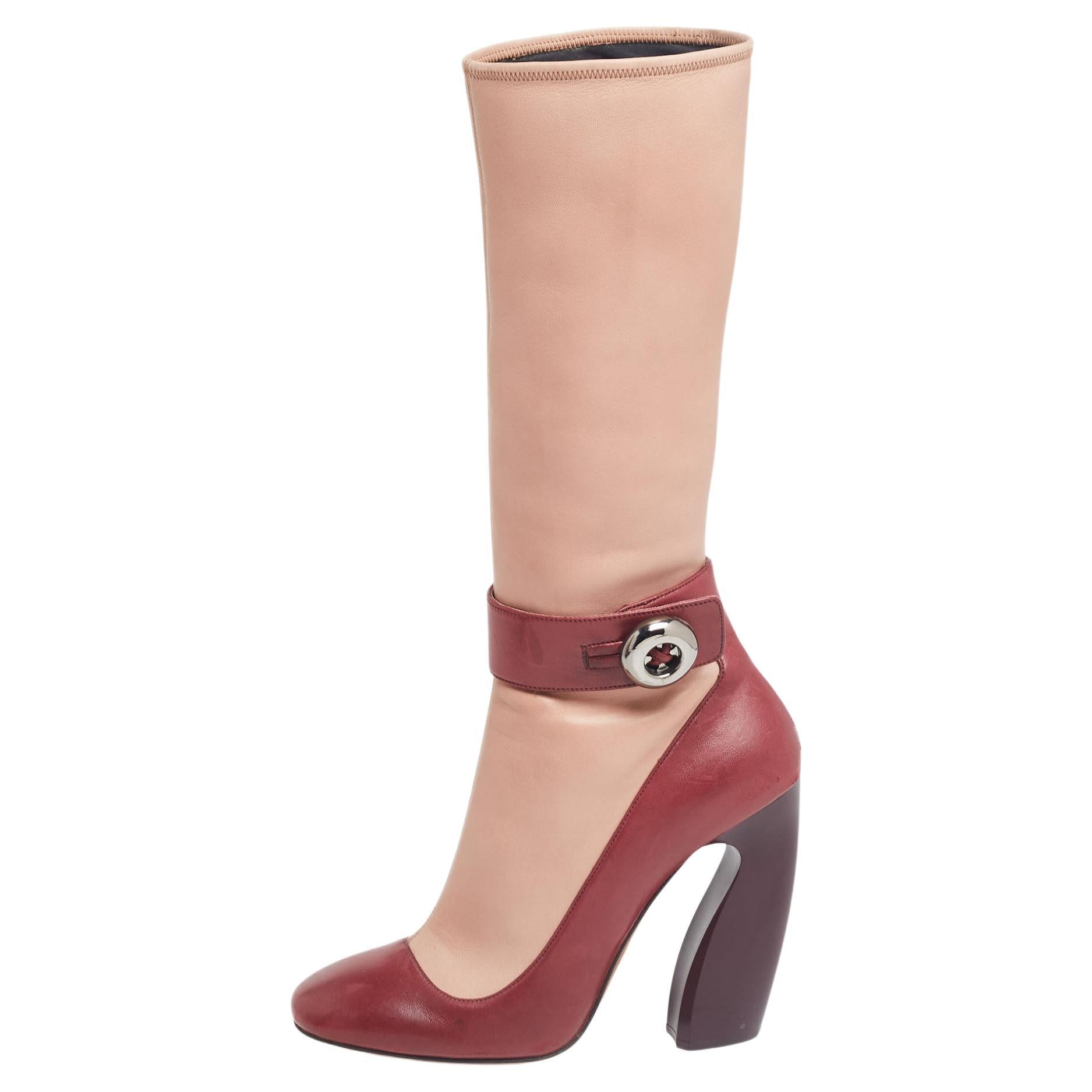 Prada - Bottes en cuir de veau beige/brungundy mi-long, taille 39