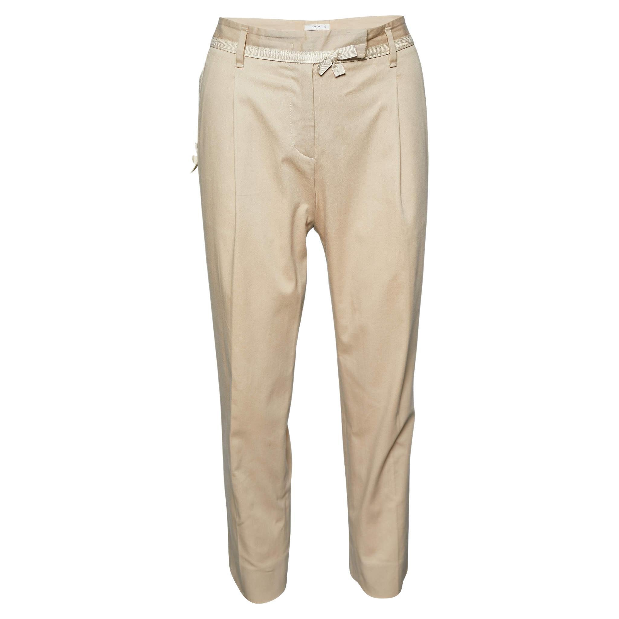 Prada - Pantalon à jambes coniques en coton beige, taille M en vente